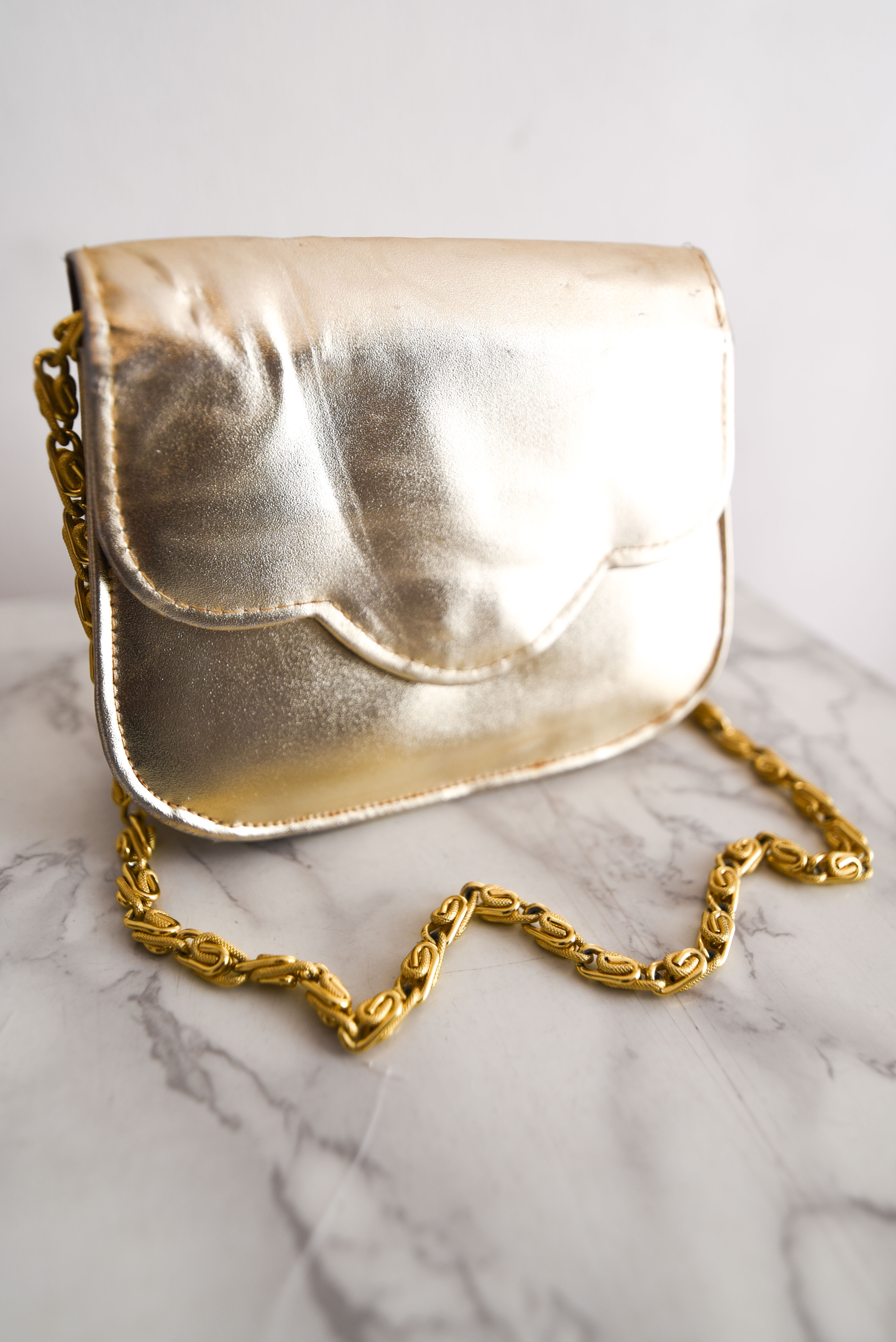 Carterita vintage dorada fiesta