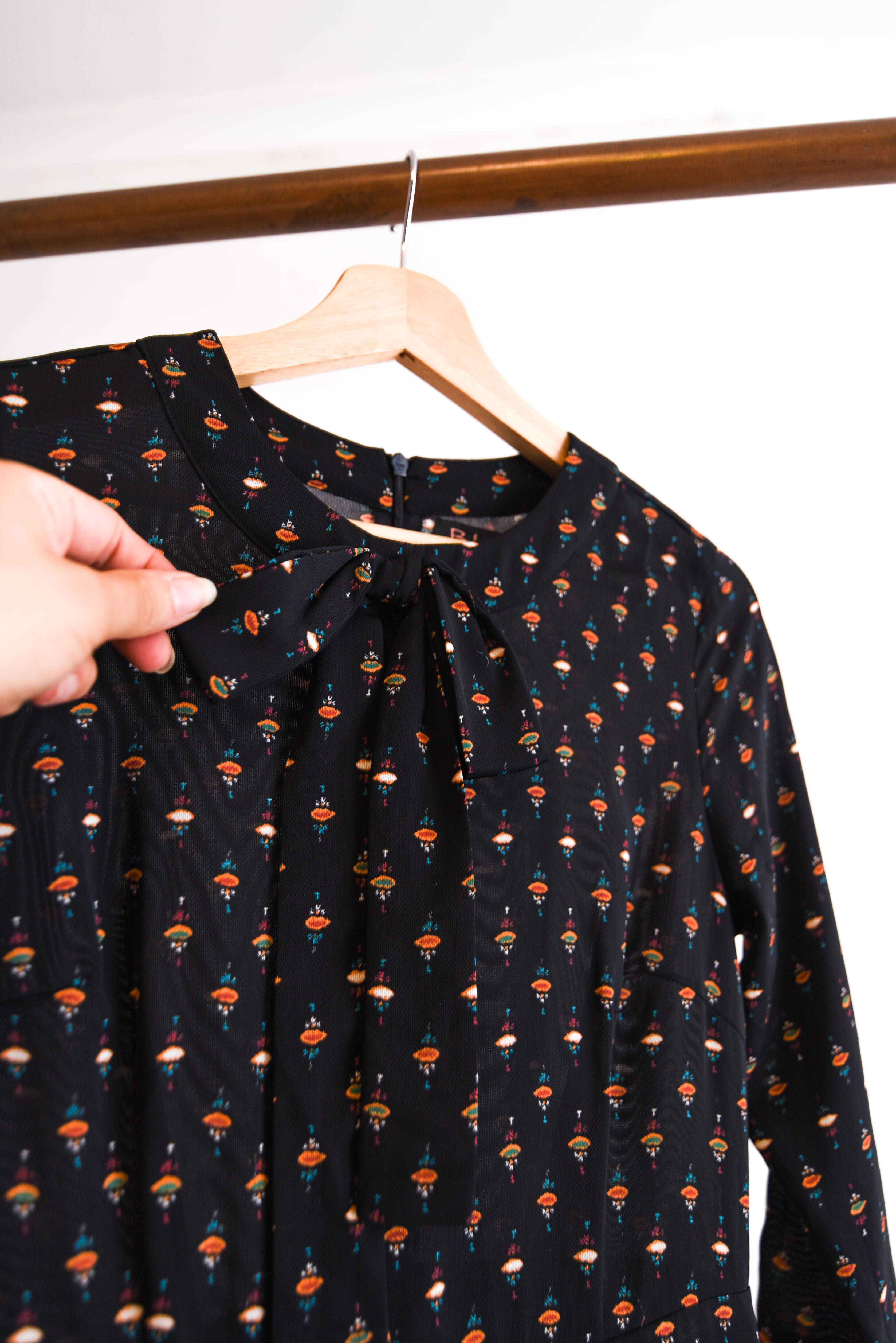 Vestido negro ribbon