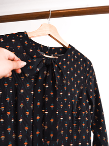 Vestido negro ribbon