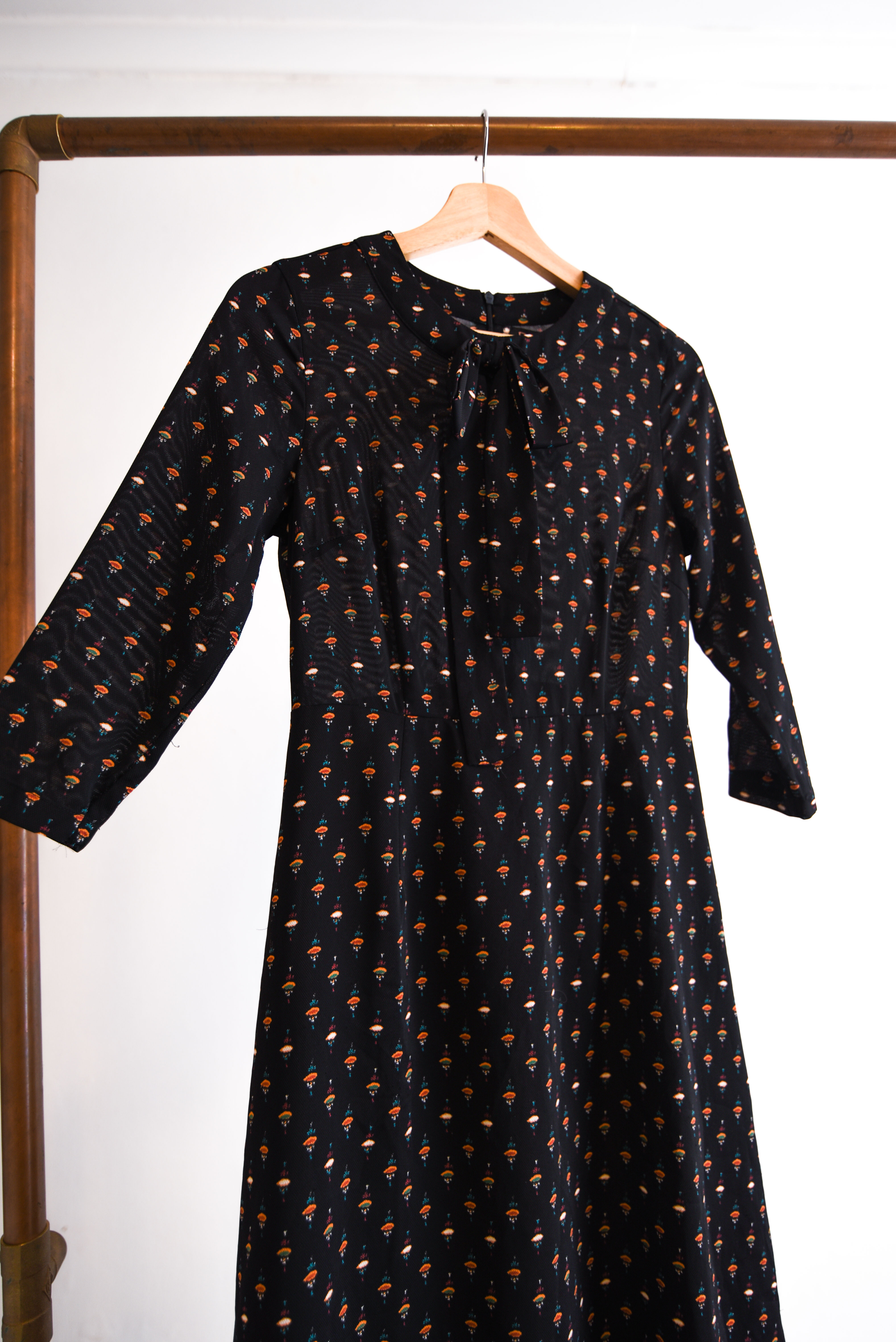 Vestido negro ribbon