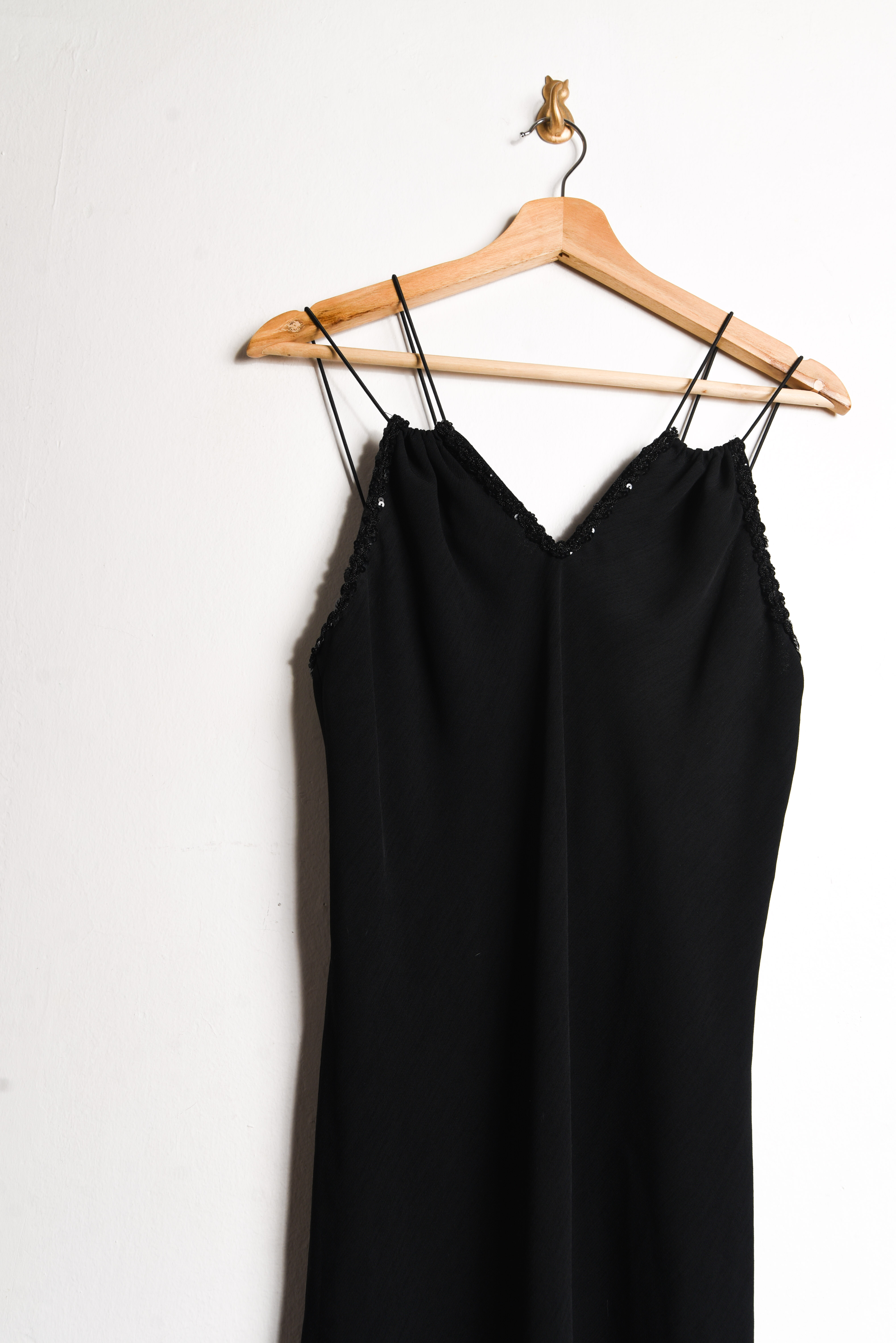 Vestido negro 90s lentejuelas