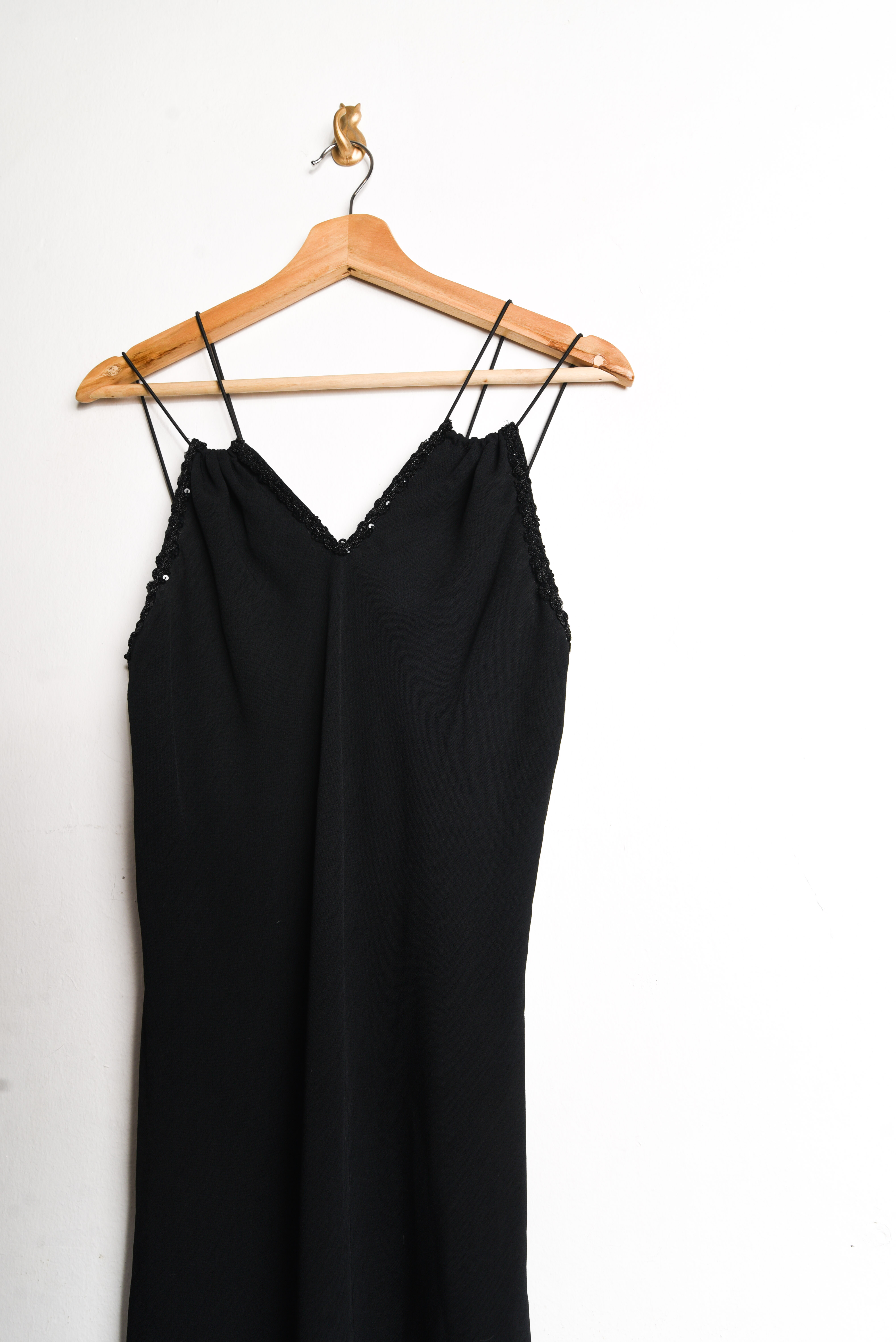 Vestido negro 90s lentejuelas