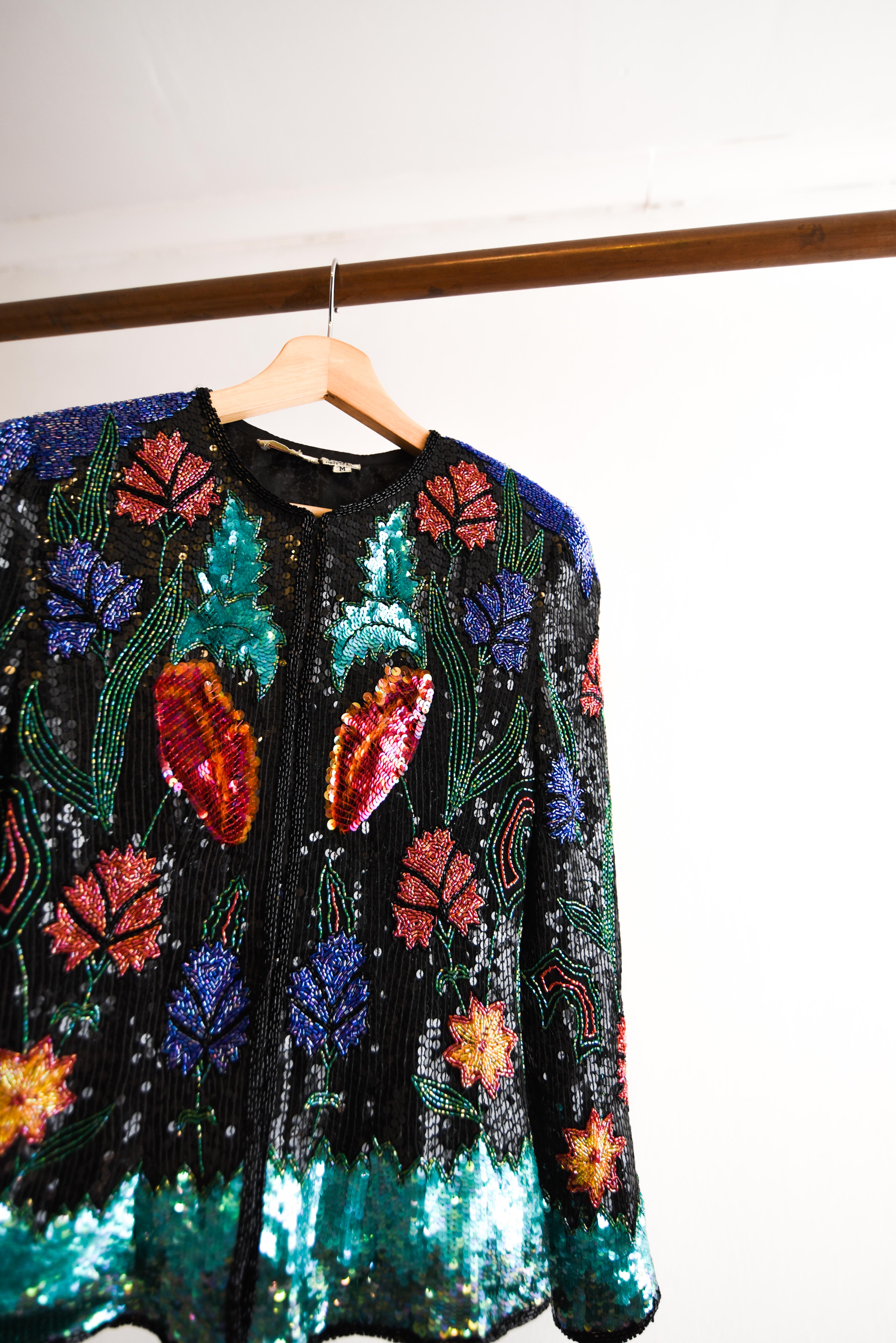 Chaqueta seda bordada vintage