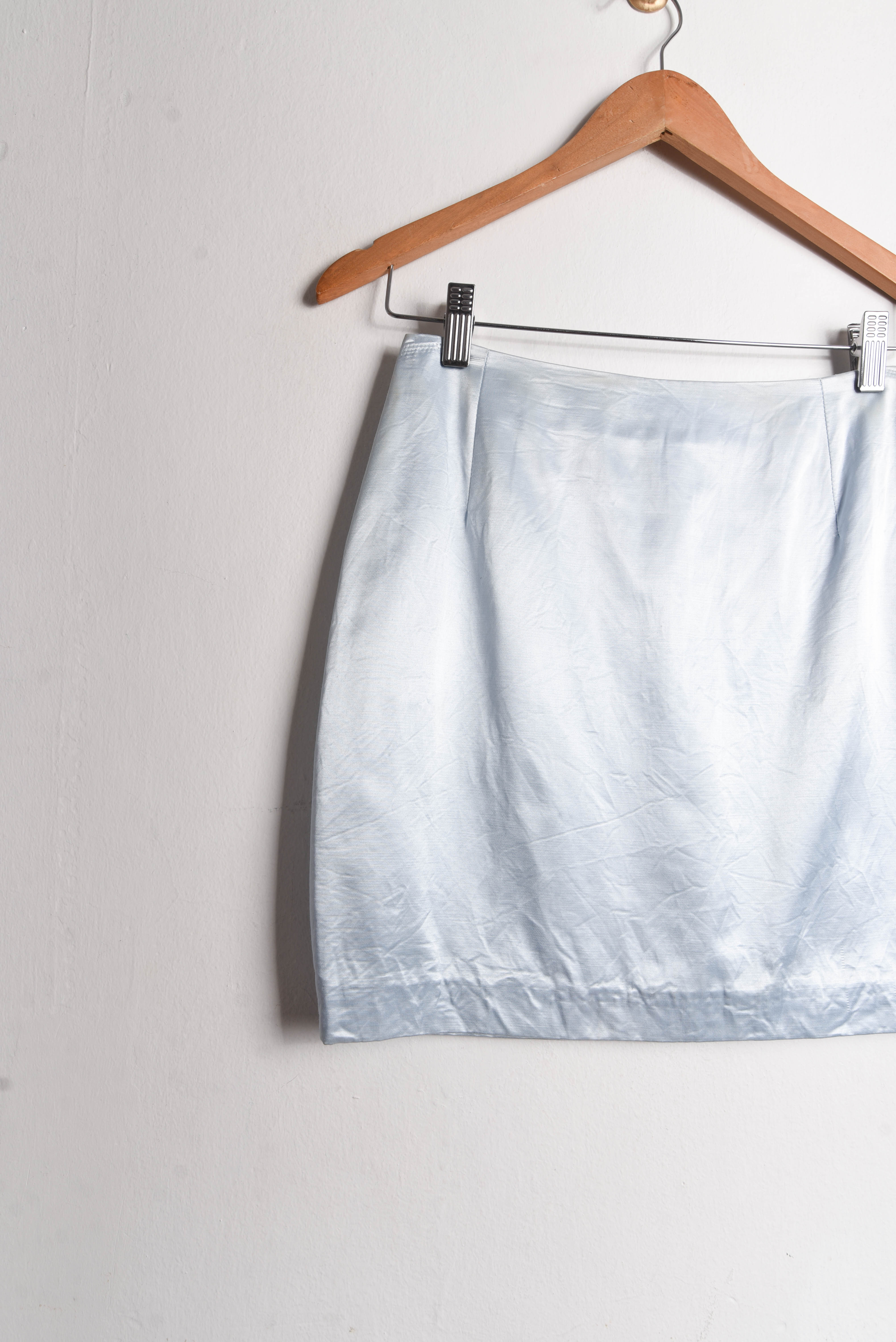 Falda Versus Versace