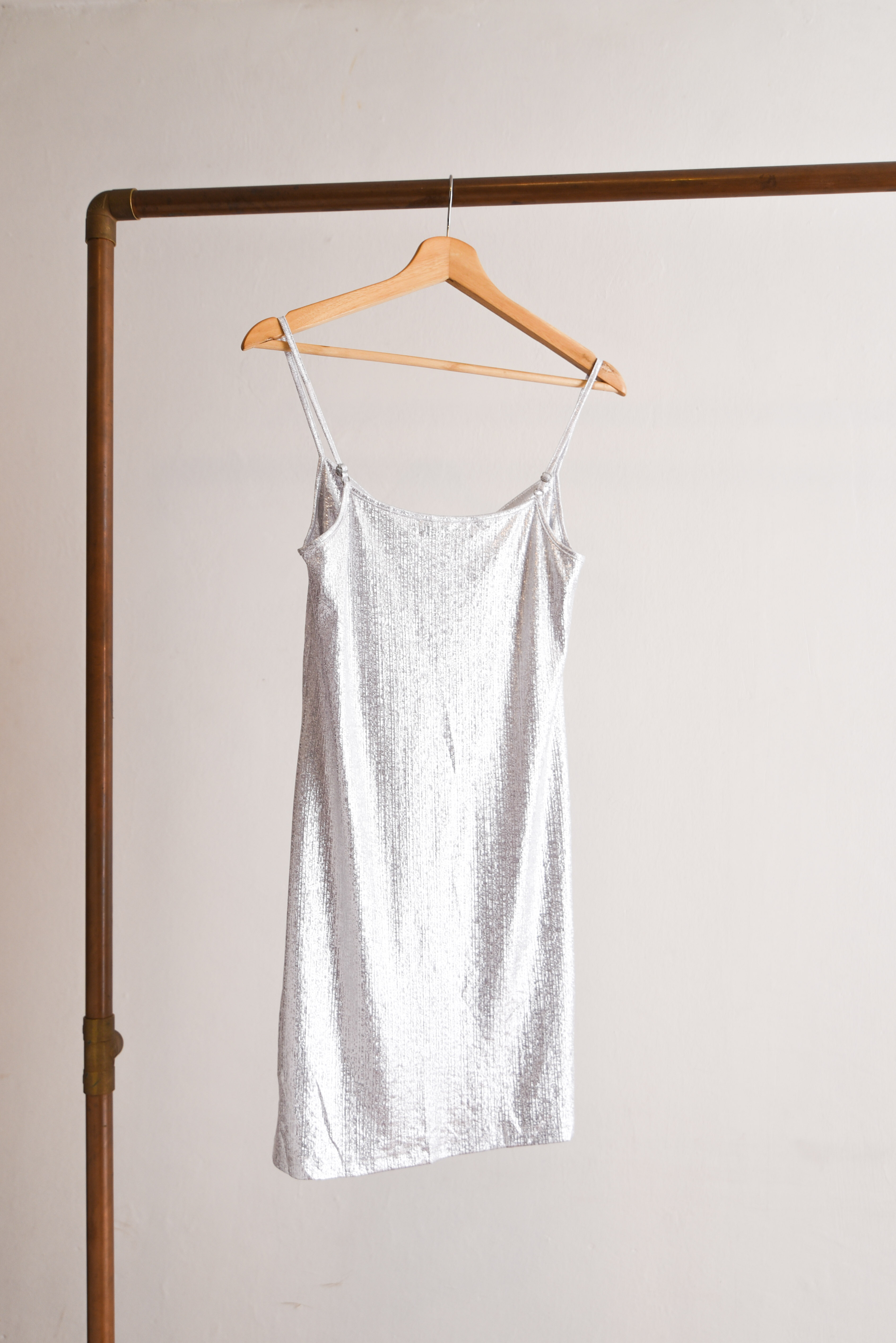 Vestido brillos plata