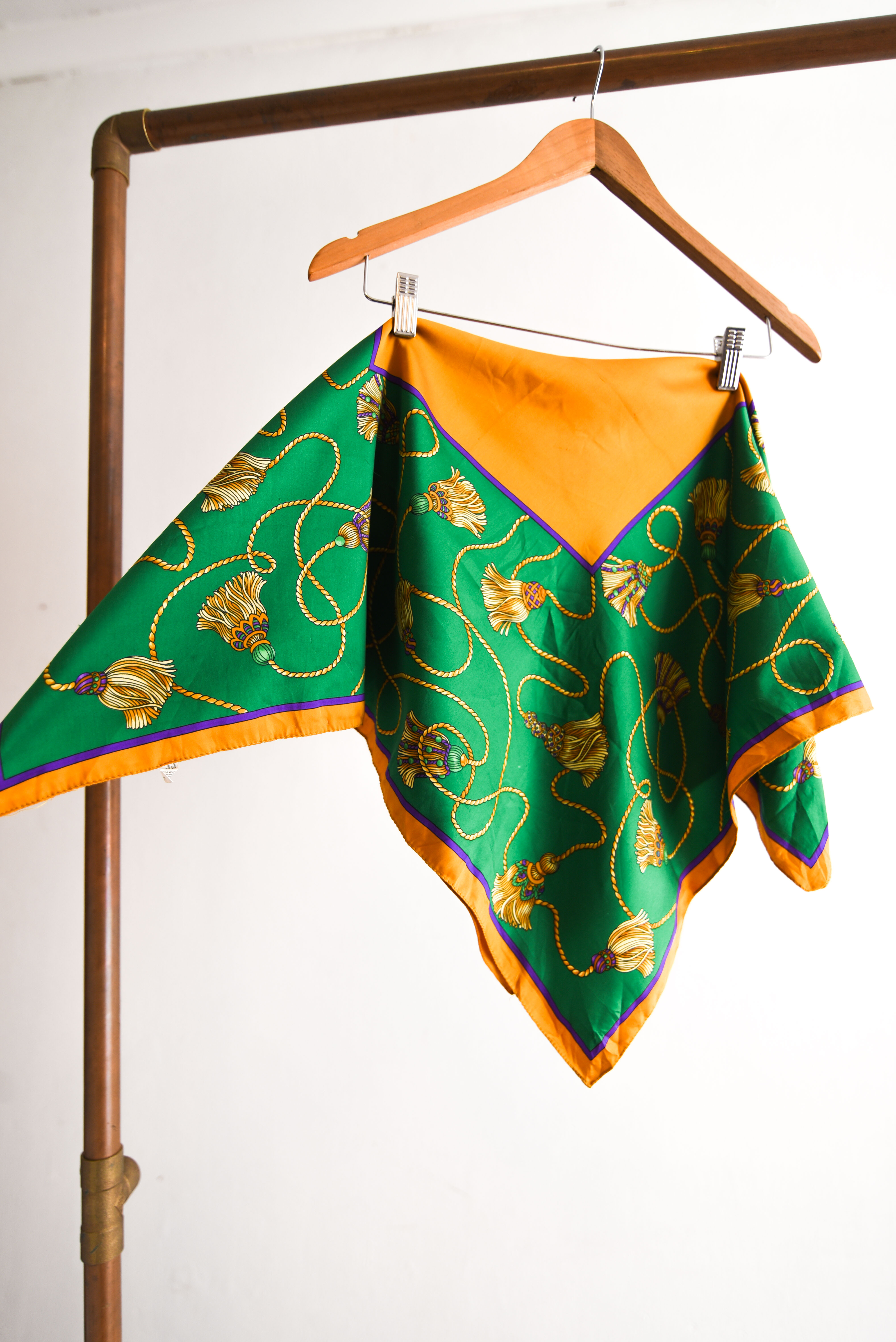 Pañuelo verde vintage barroco