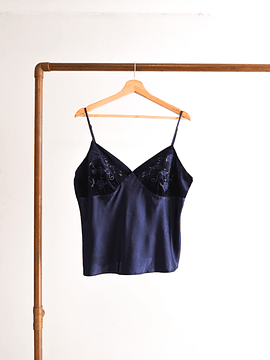 Top lencero azul bordado