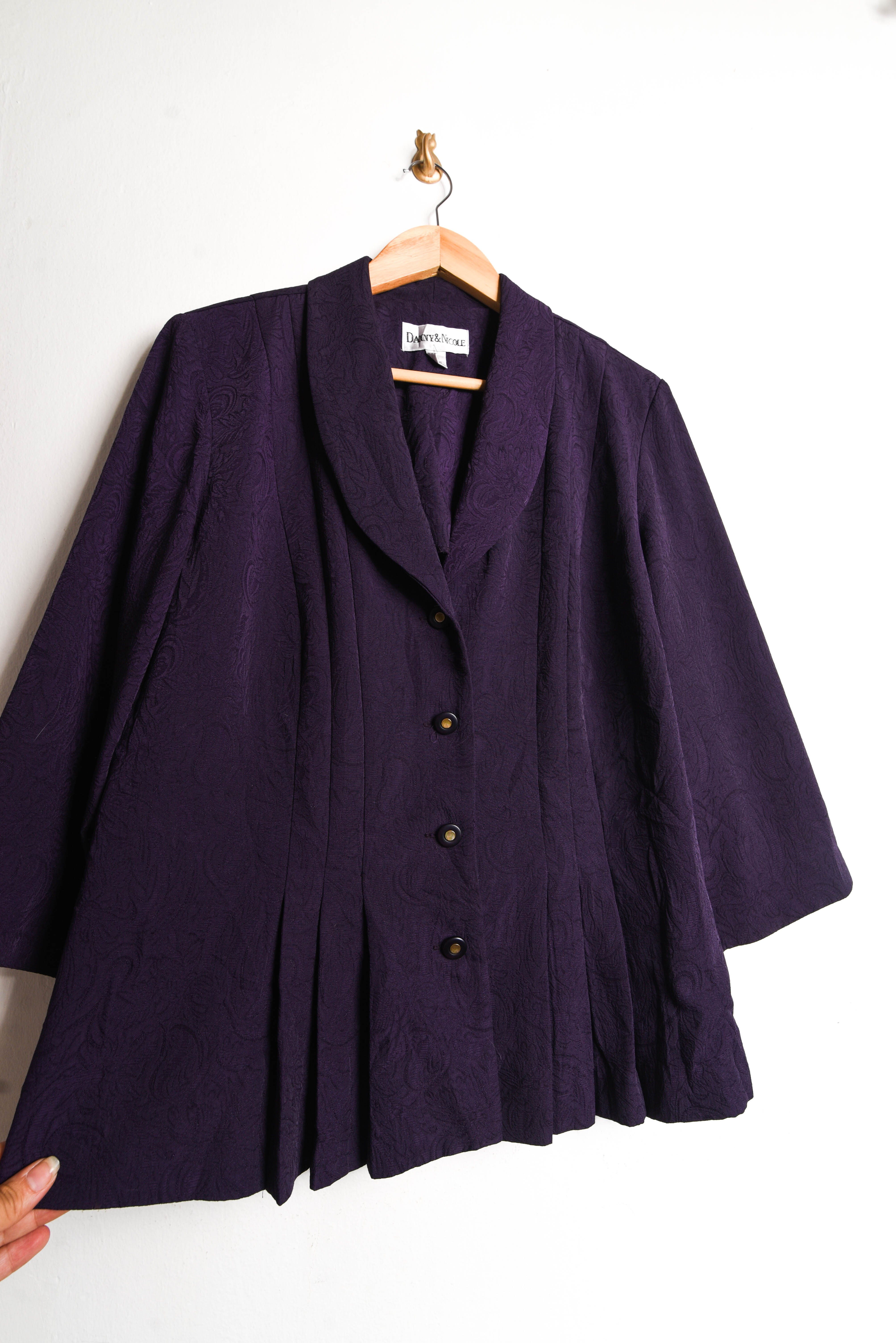 Chaqueta morada brocato vintage
