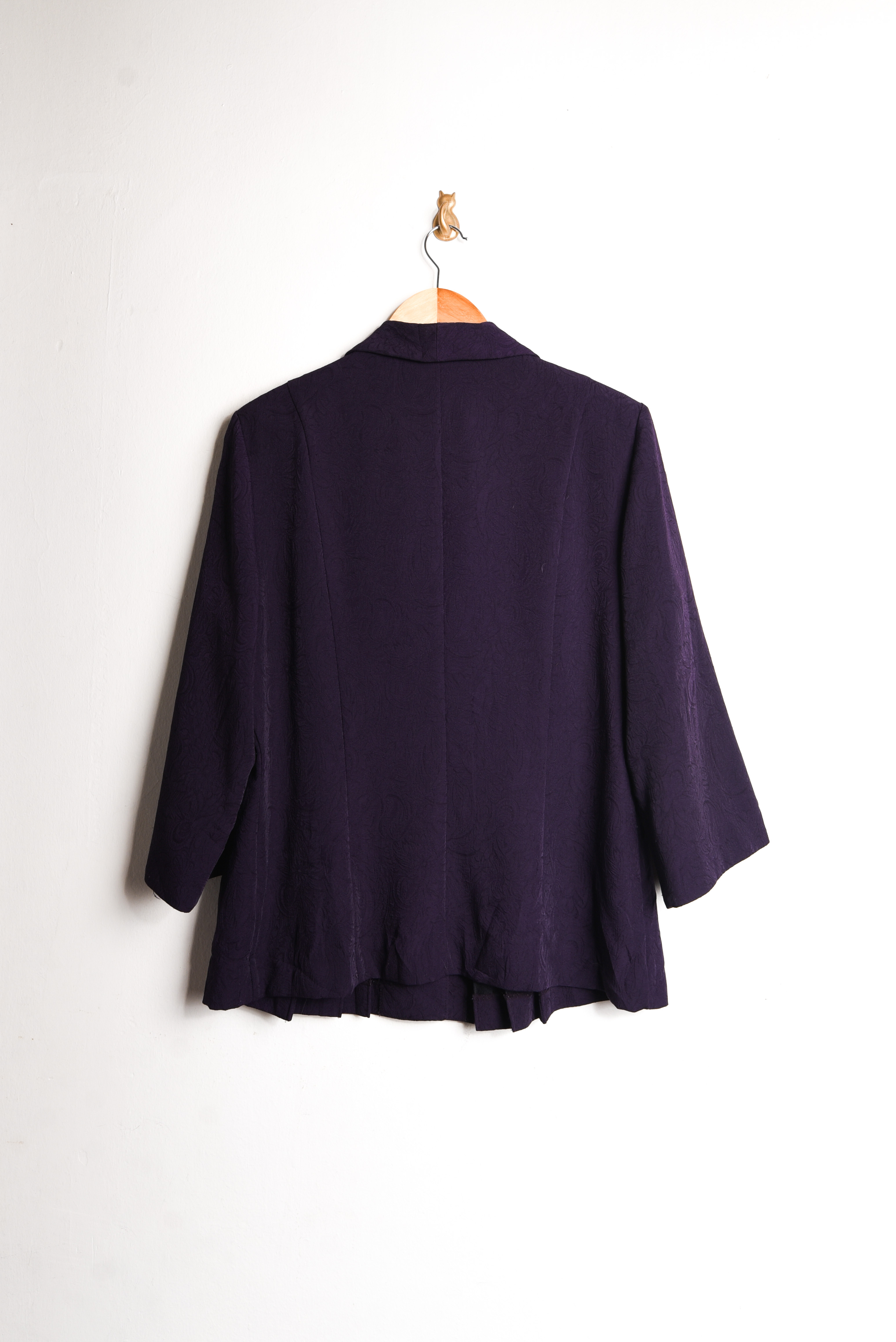 Chaqueta morada brocato vintage