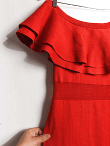 Vestido rojo vuelos y malla