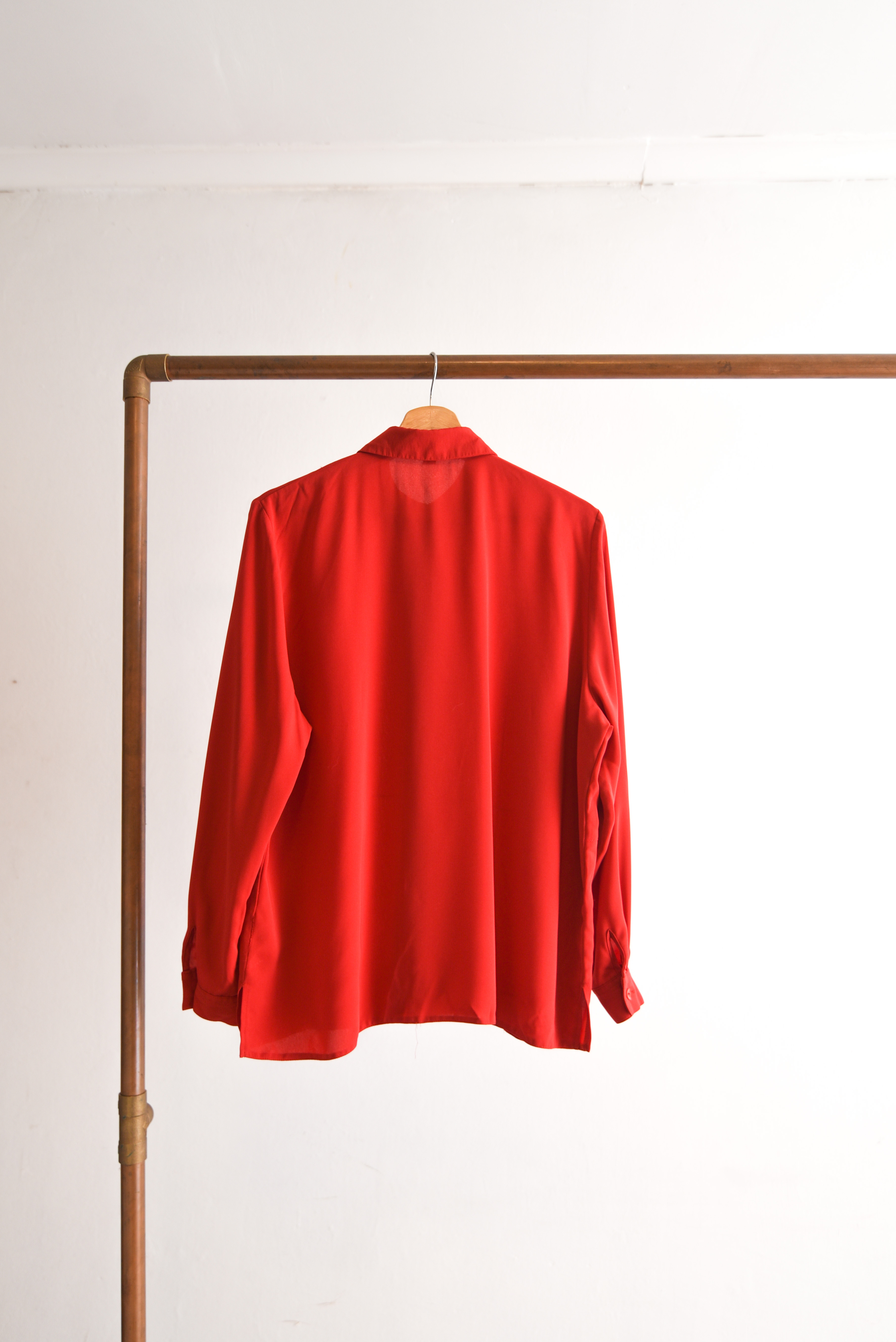 Camisa roja vintage botones