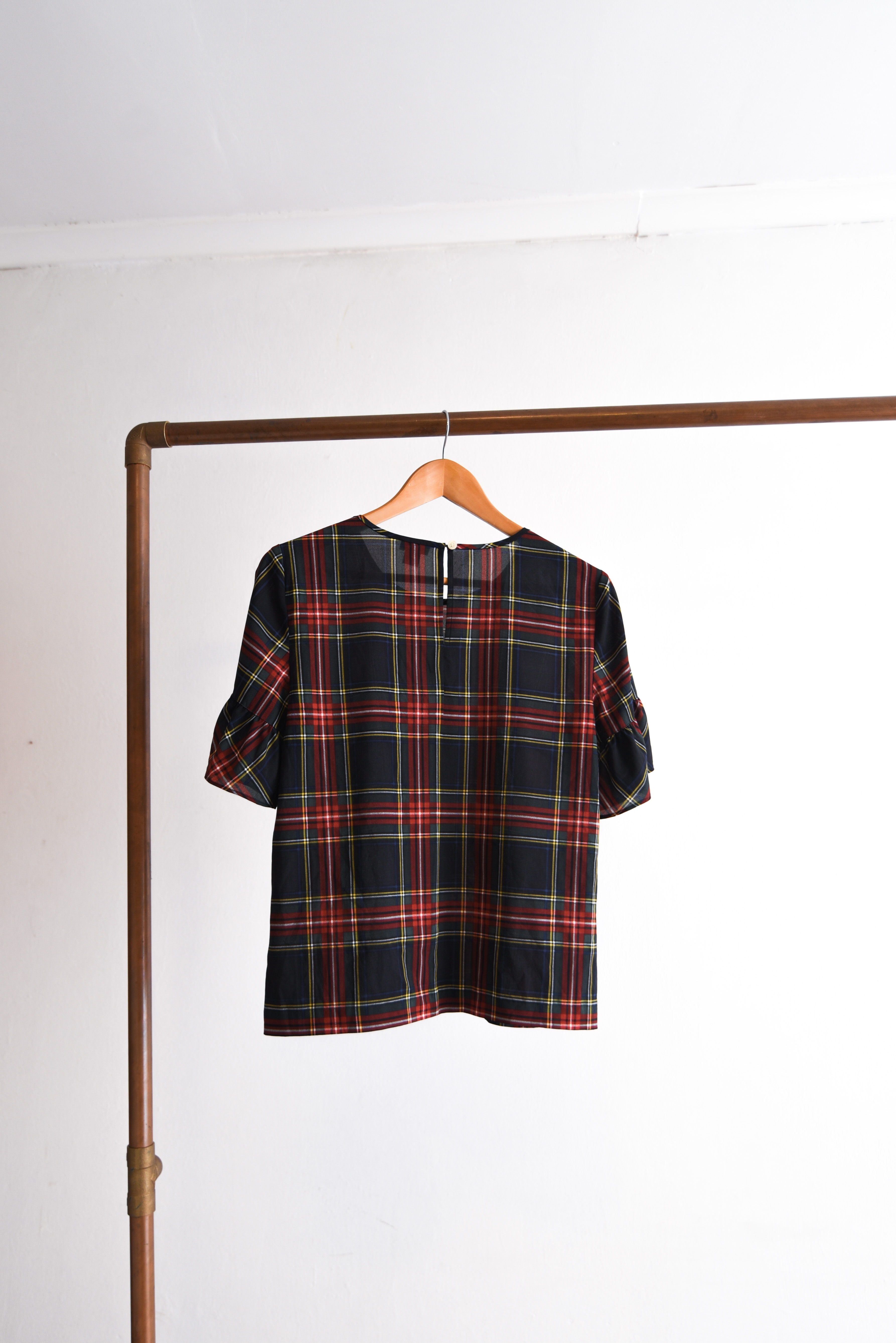 Blusa tartán vuelos