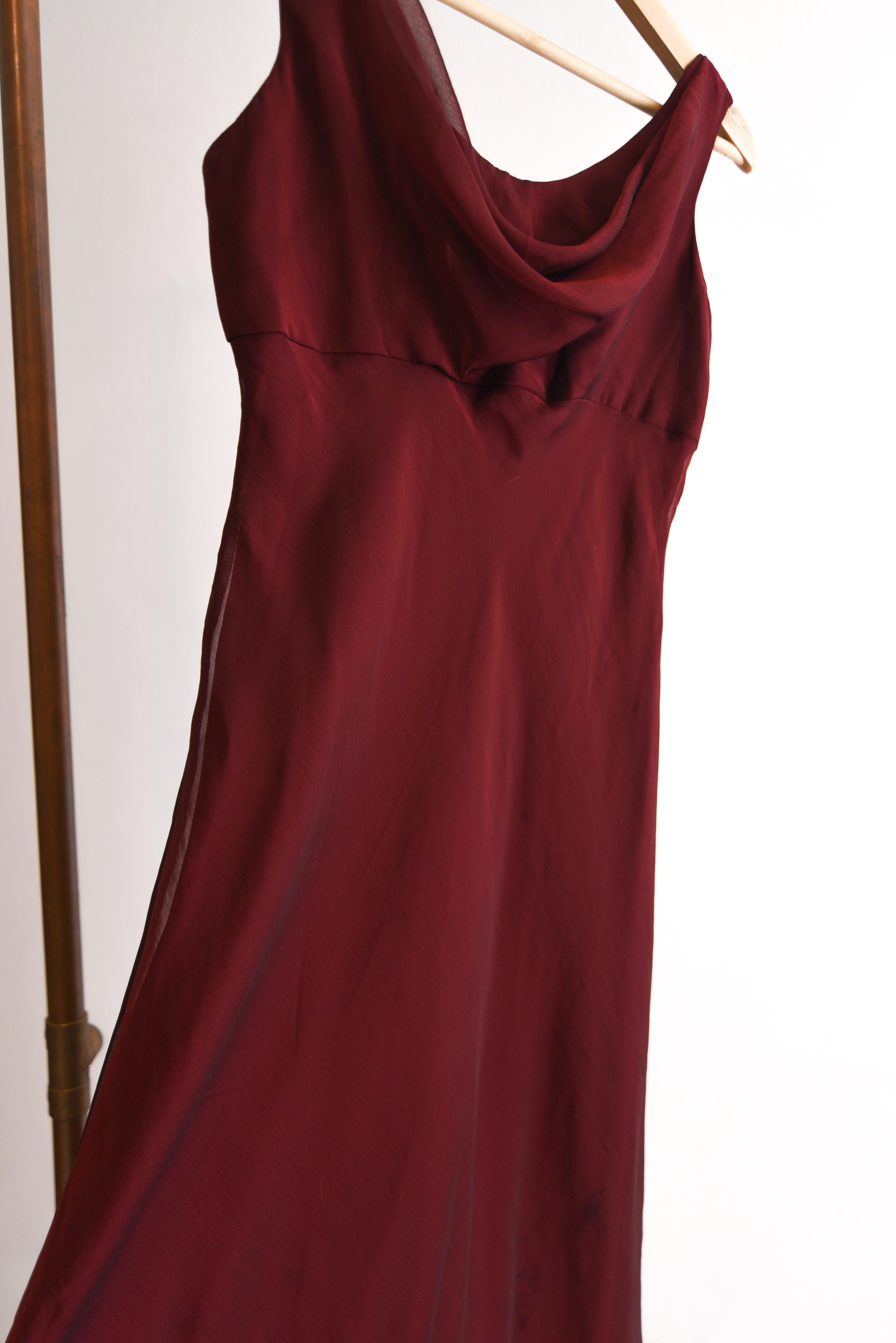 Vestido burdeo fiesta 90s