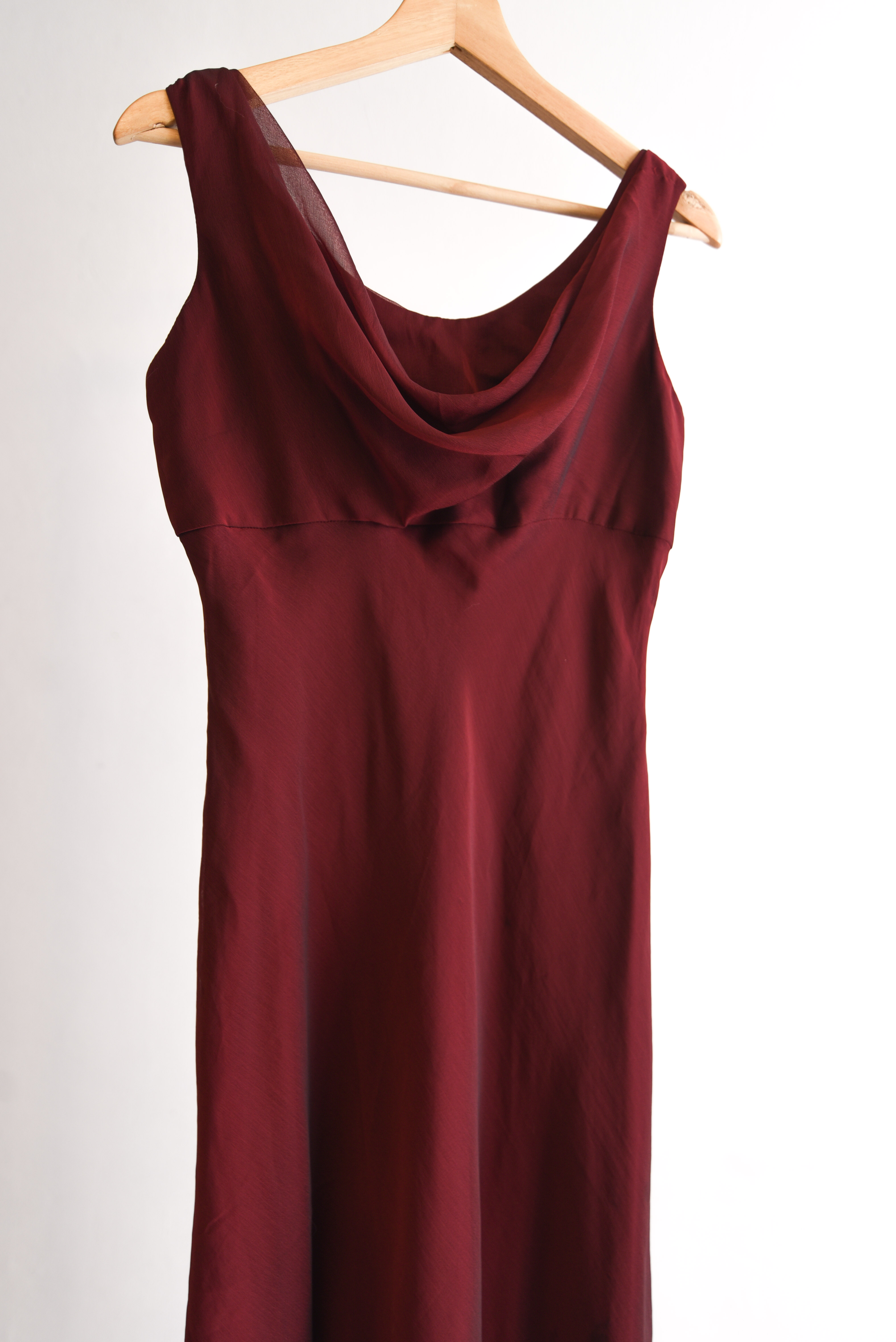 Vestido burdeo fiesta 90s