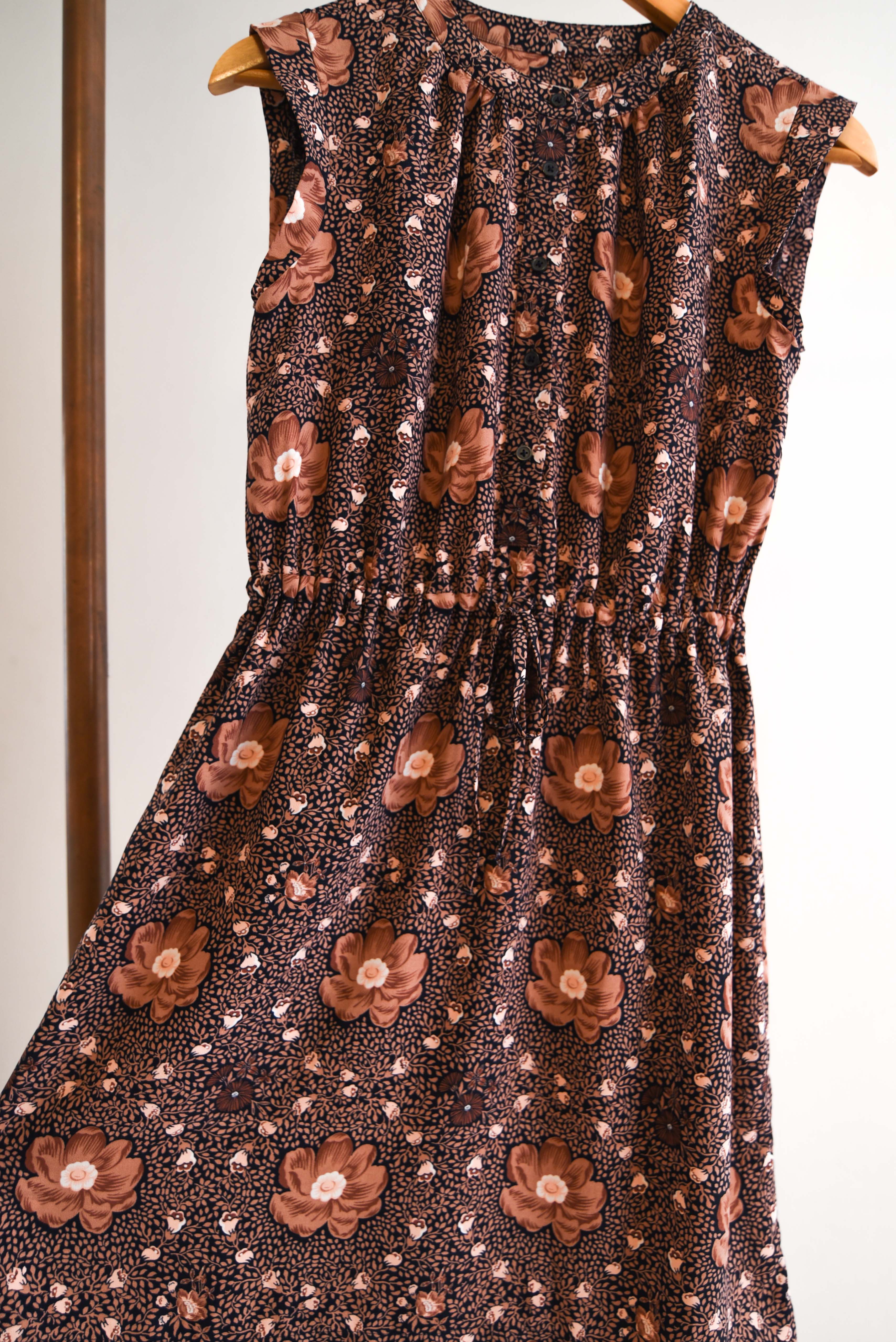 Vestido flores café primavera