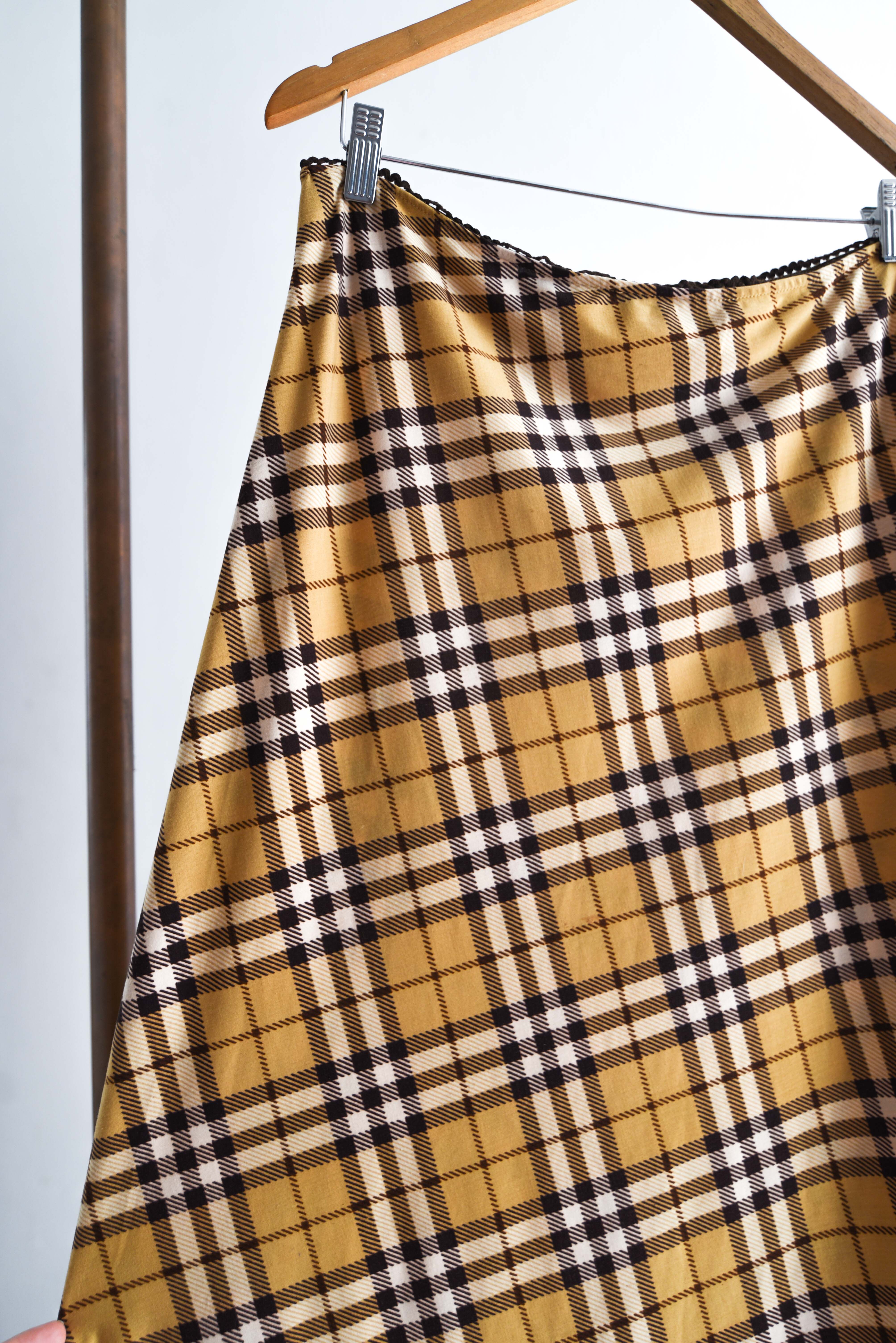 Maxi falda tartán café 
