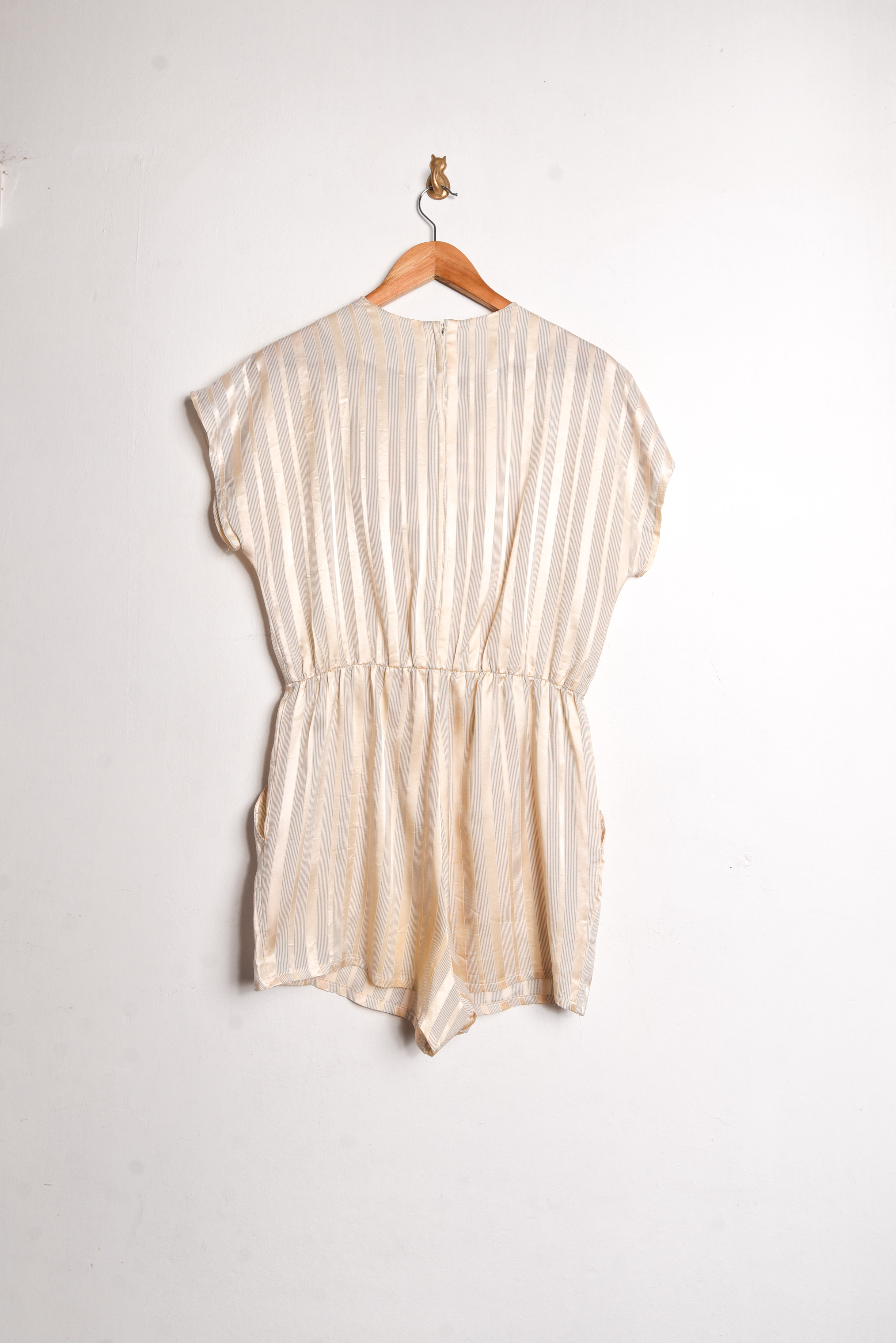 Enterito satinado drapeado vintage