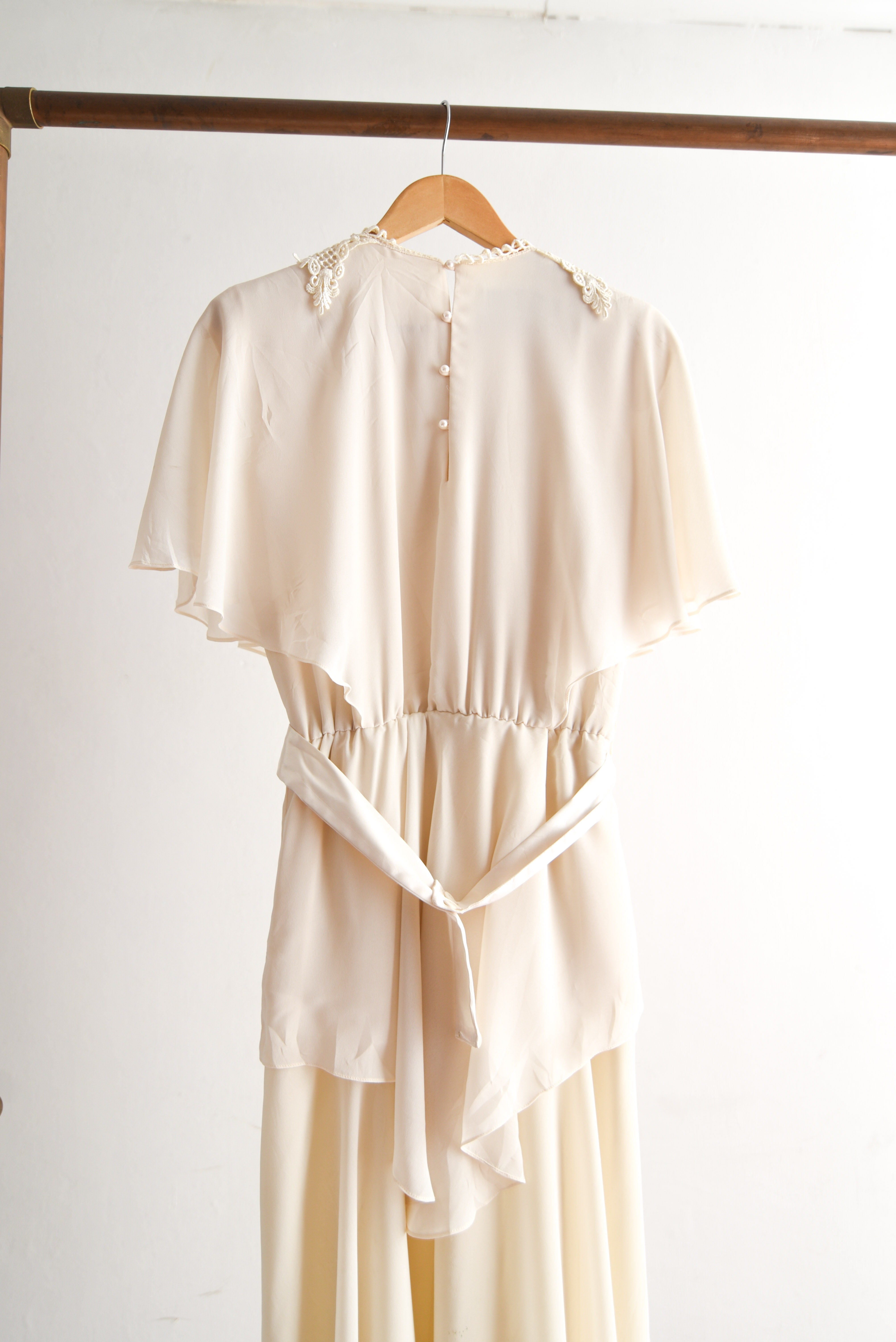 Vestido marfil vaporoso vintage