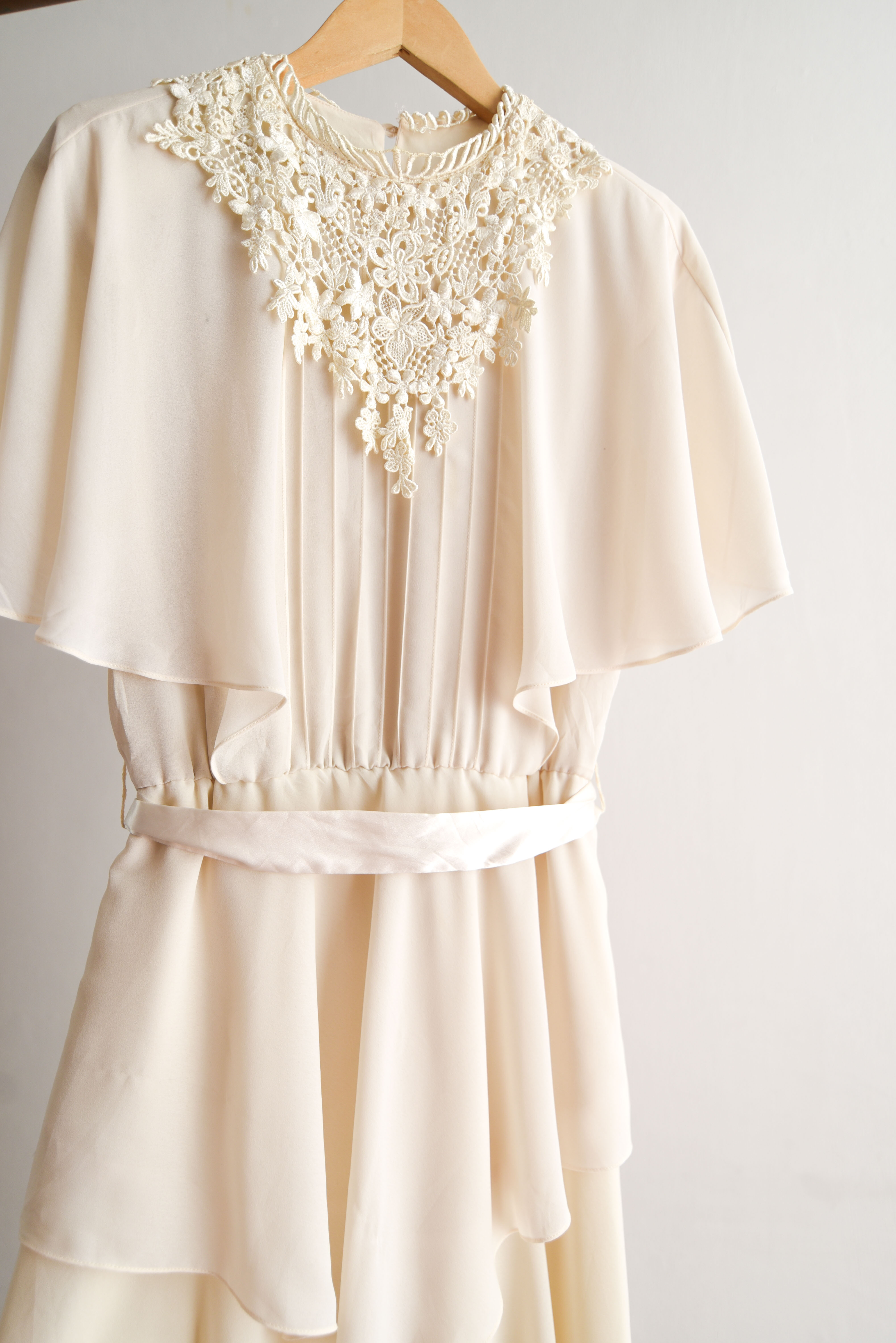 Vestido marfil vaporoso vintage