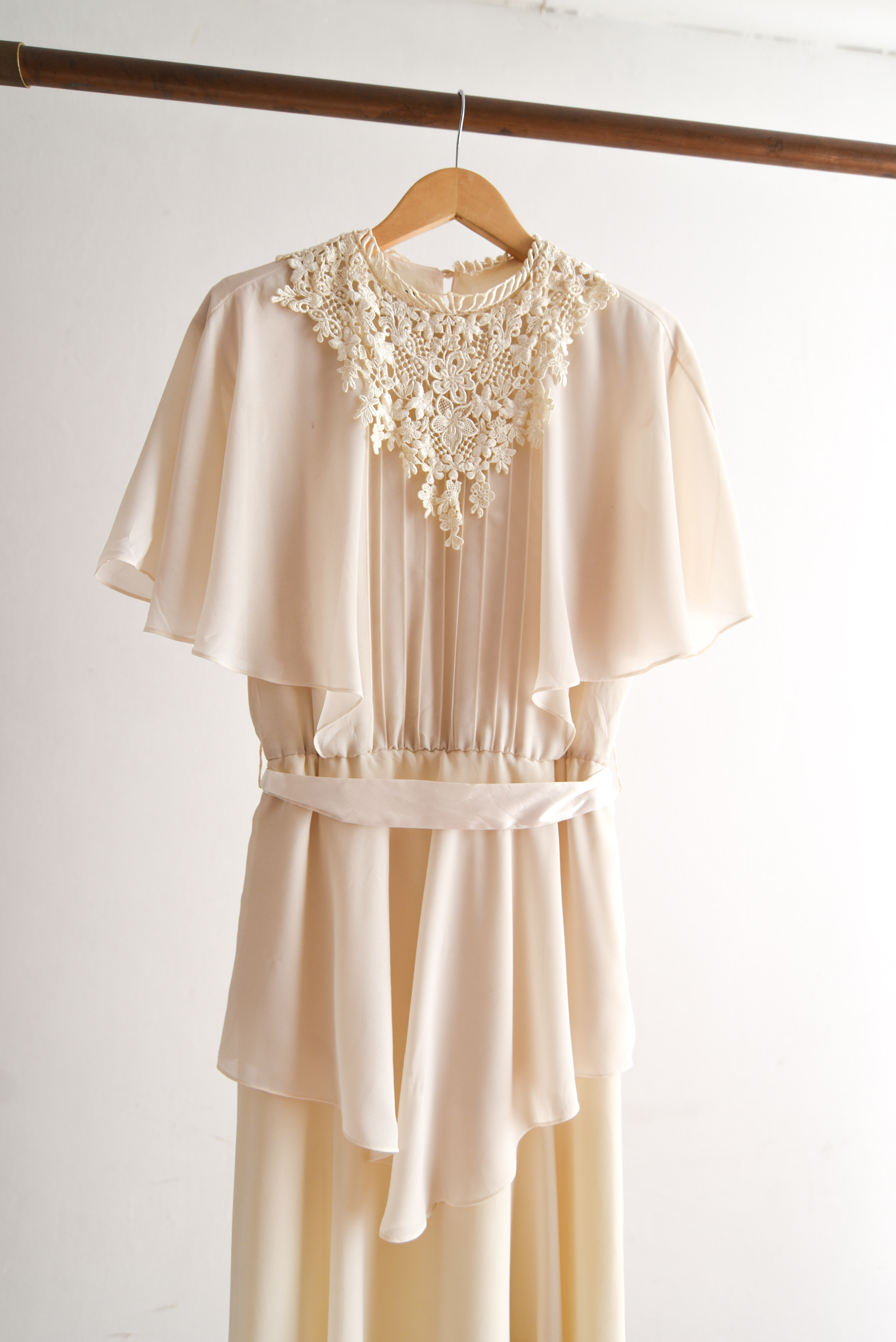 Vestido marfil vaporoso vintage