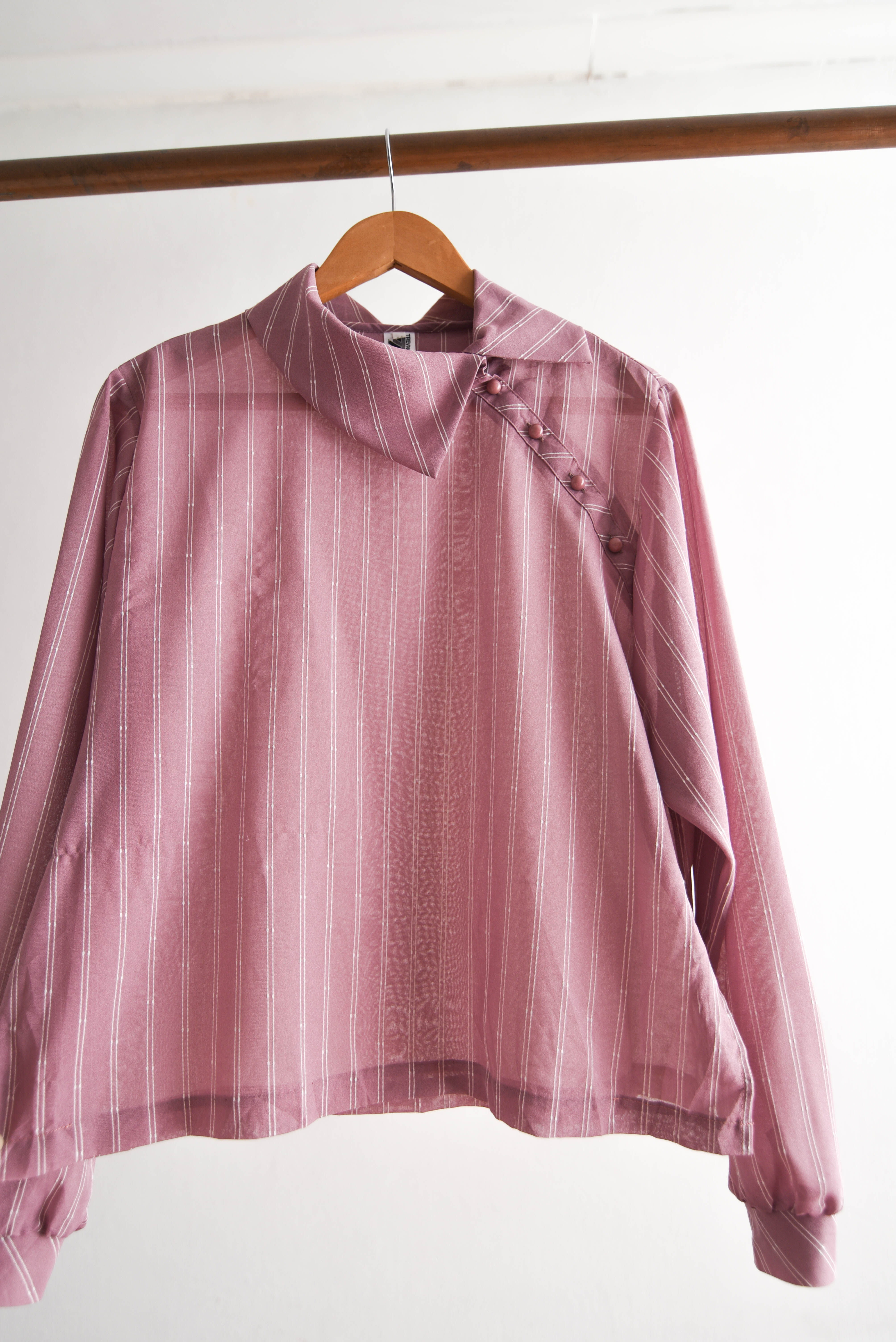 Blusa rosa malva drapeado