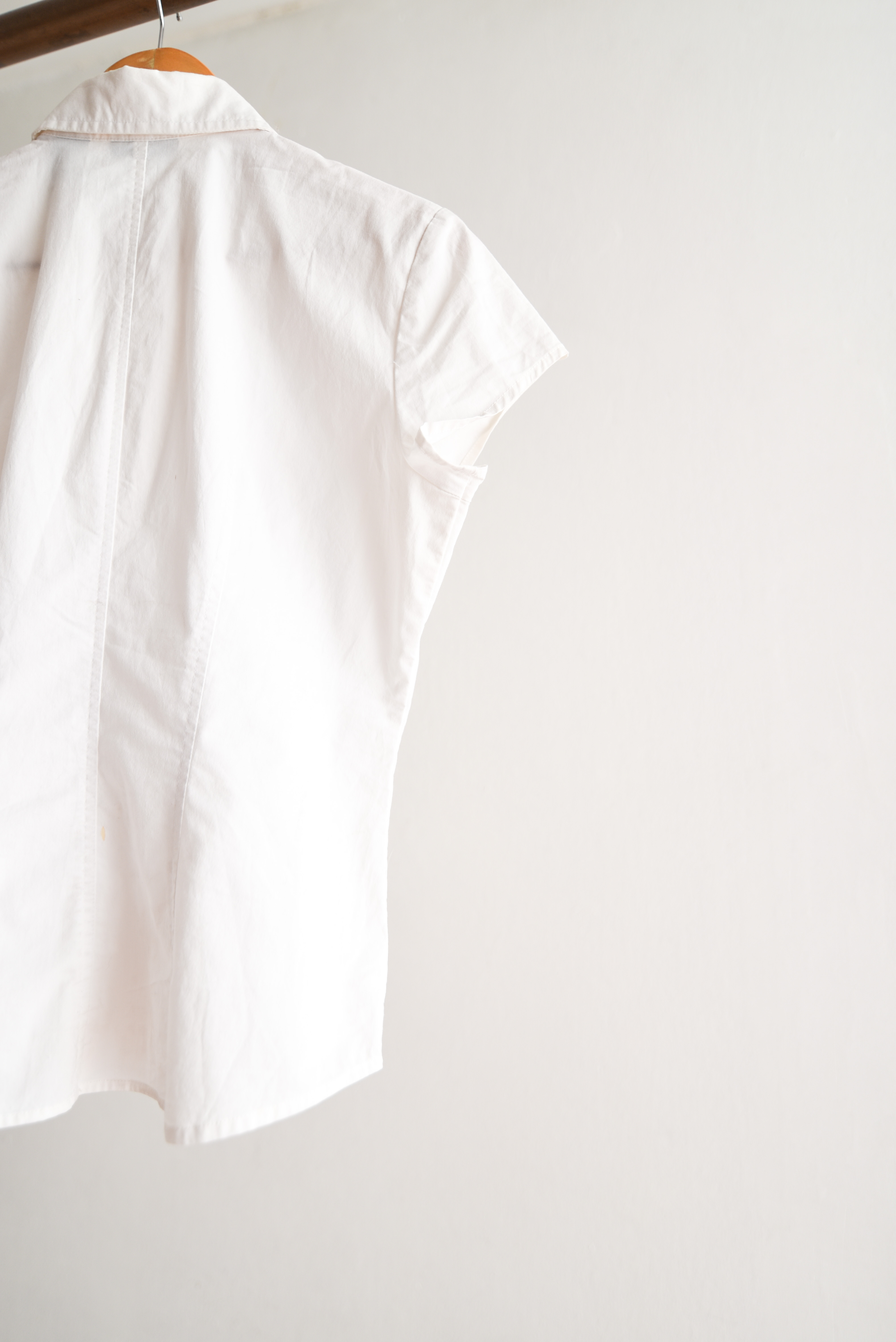 Blusa blanca blonda satín