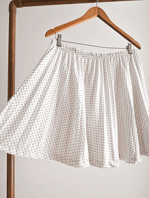 Falda blanca dots y tablas