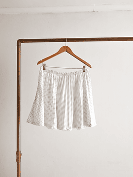 Falda blanca dots y tablas