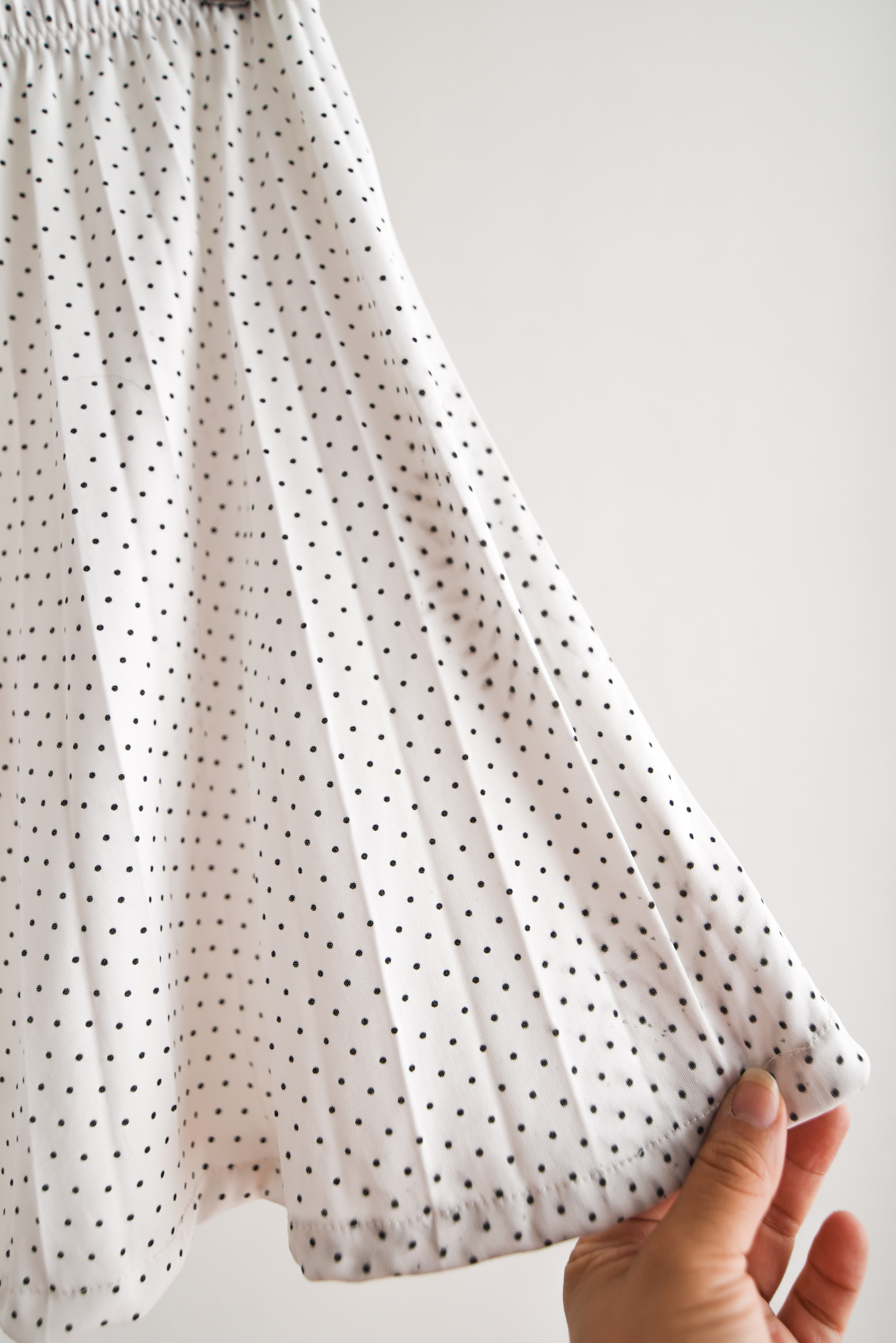 Falda blanca dots y tablas