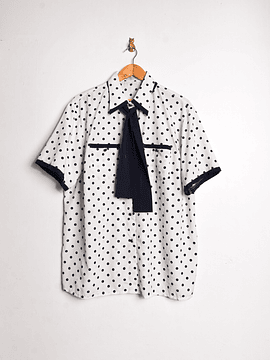 Blusa blanca lunares corbatín