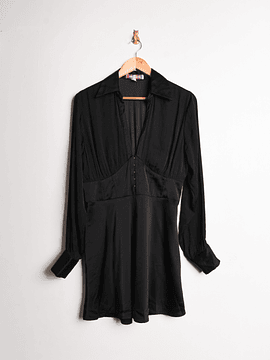 Vestido negro satín