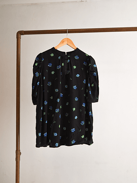 Blusa negra floral princess