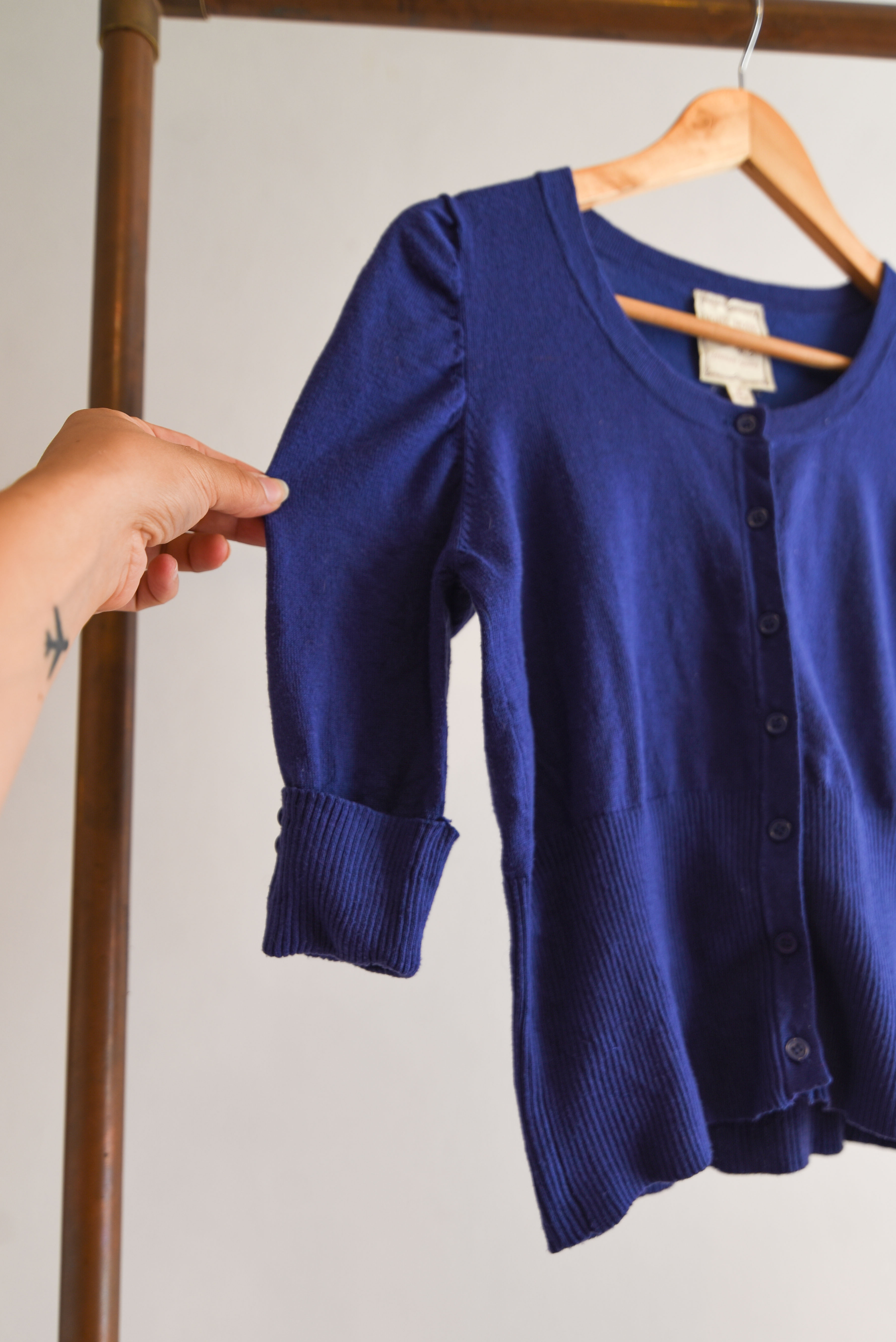 Top cardigan azul klein