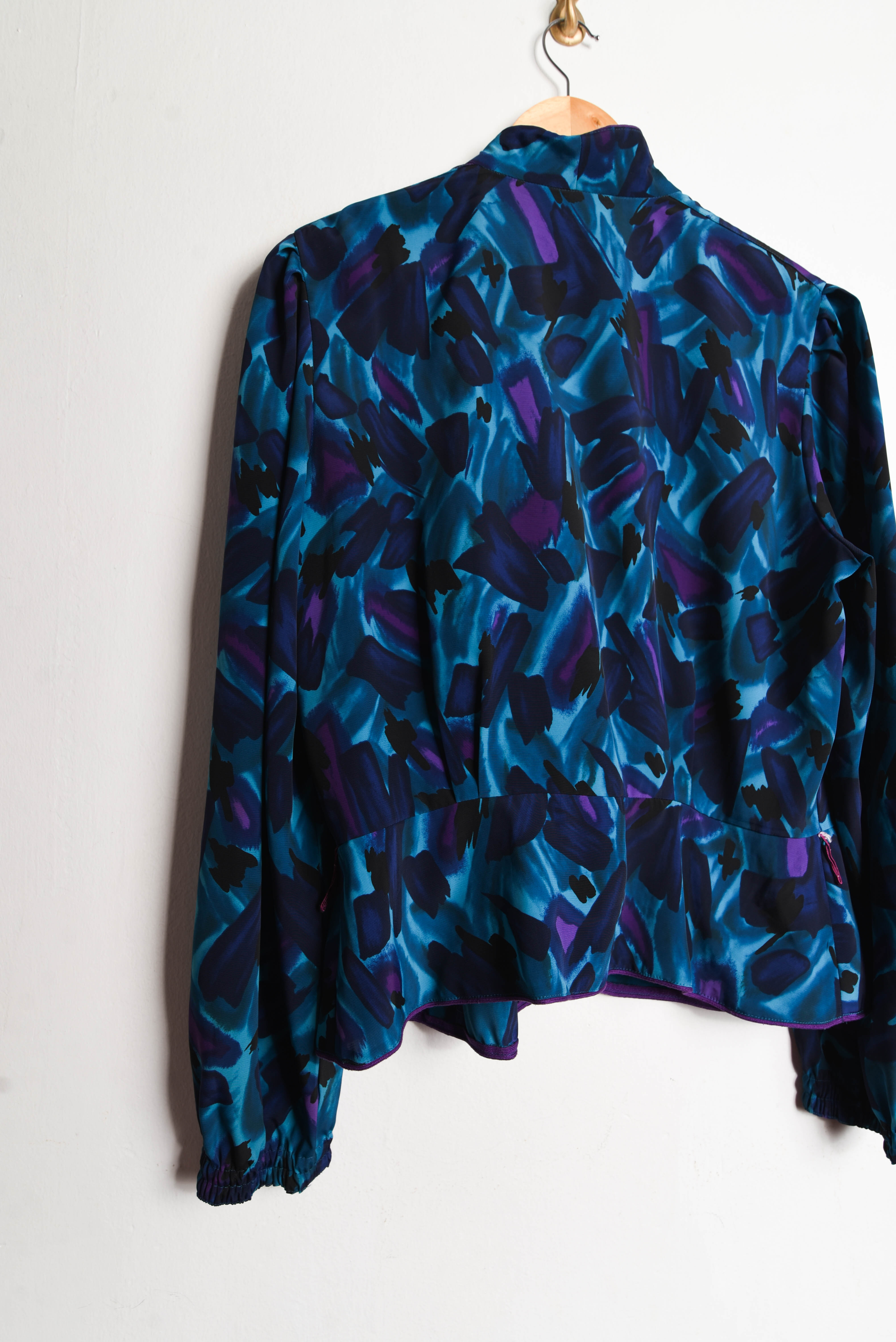 Blusa azulina pinceladas 80s