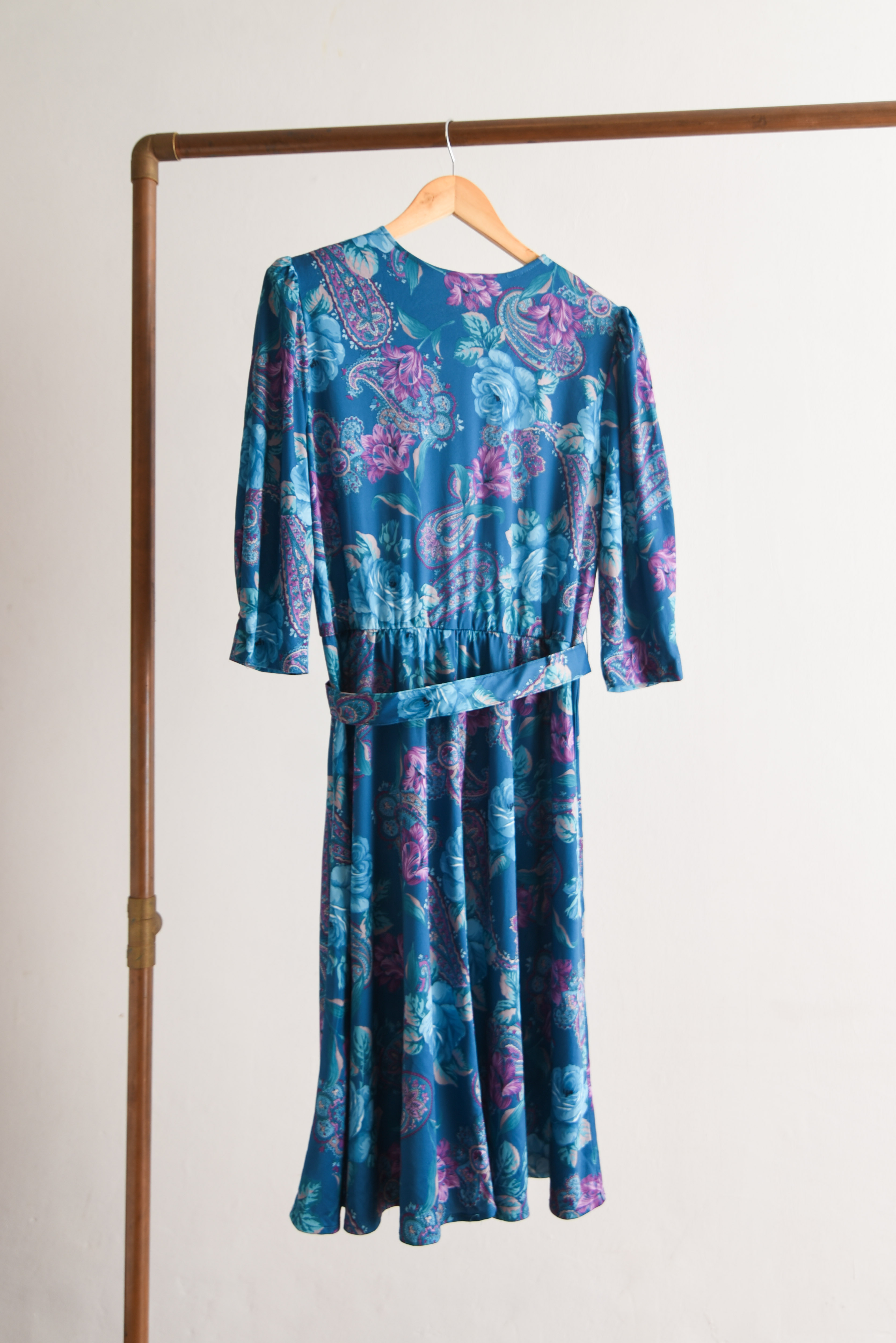 Vestido 80s turquesa paisley