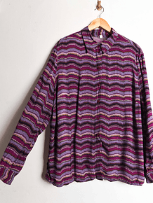 Camisa morada franjas