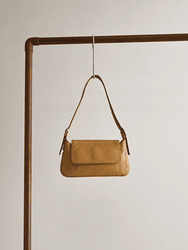 Cartera camel al hombro cuero