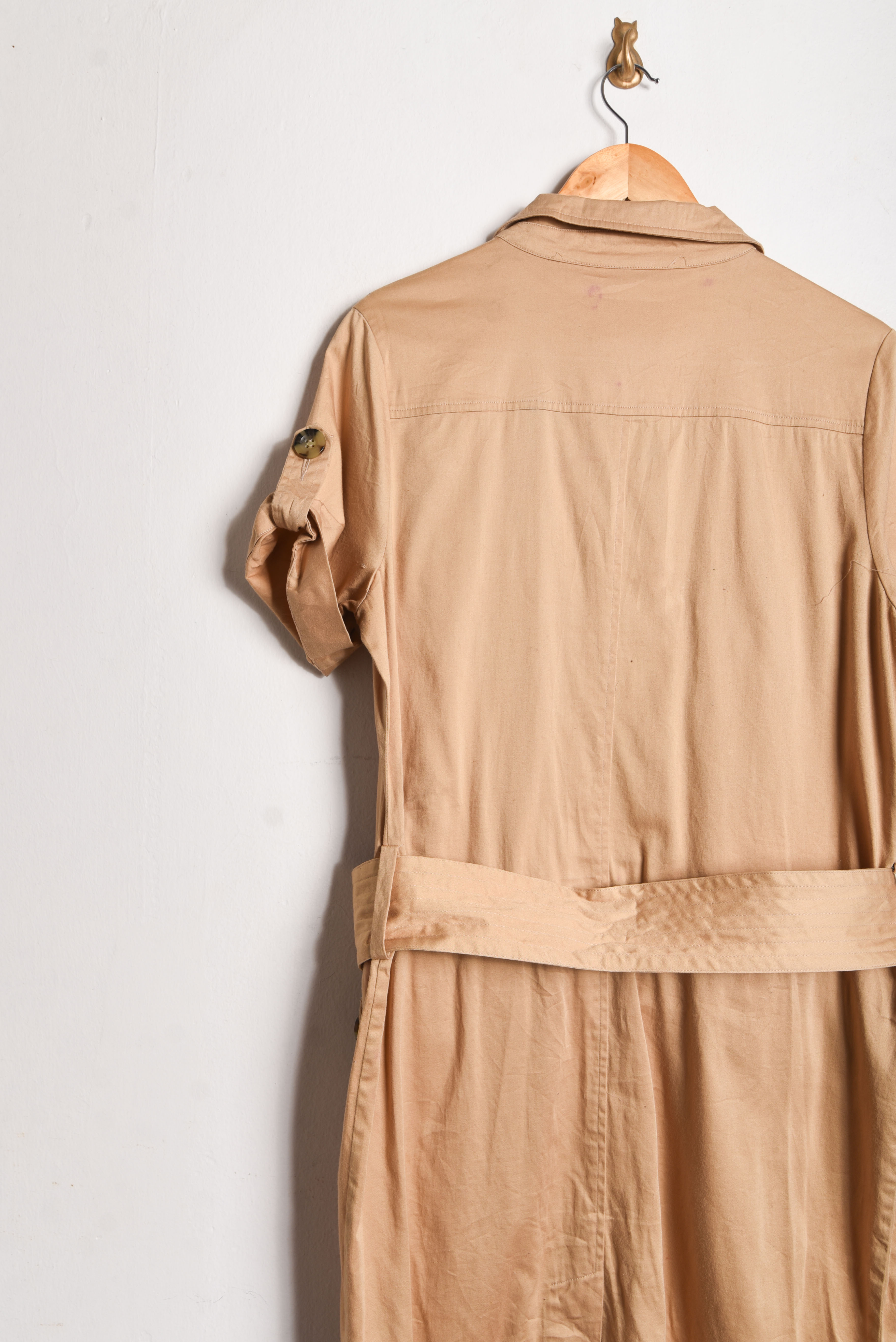 Vestido trench camel