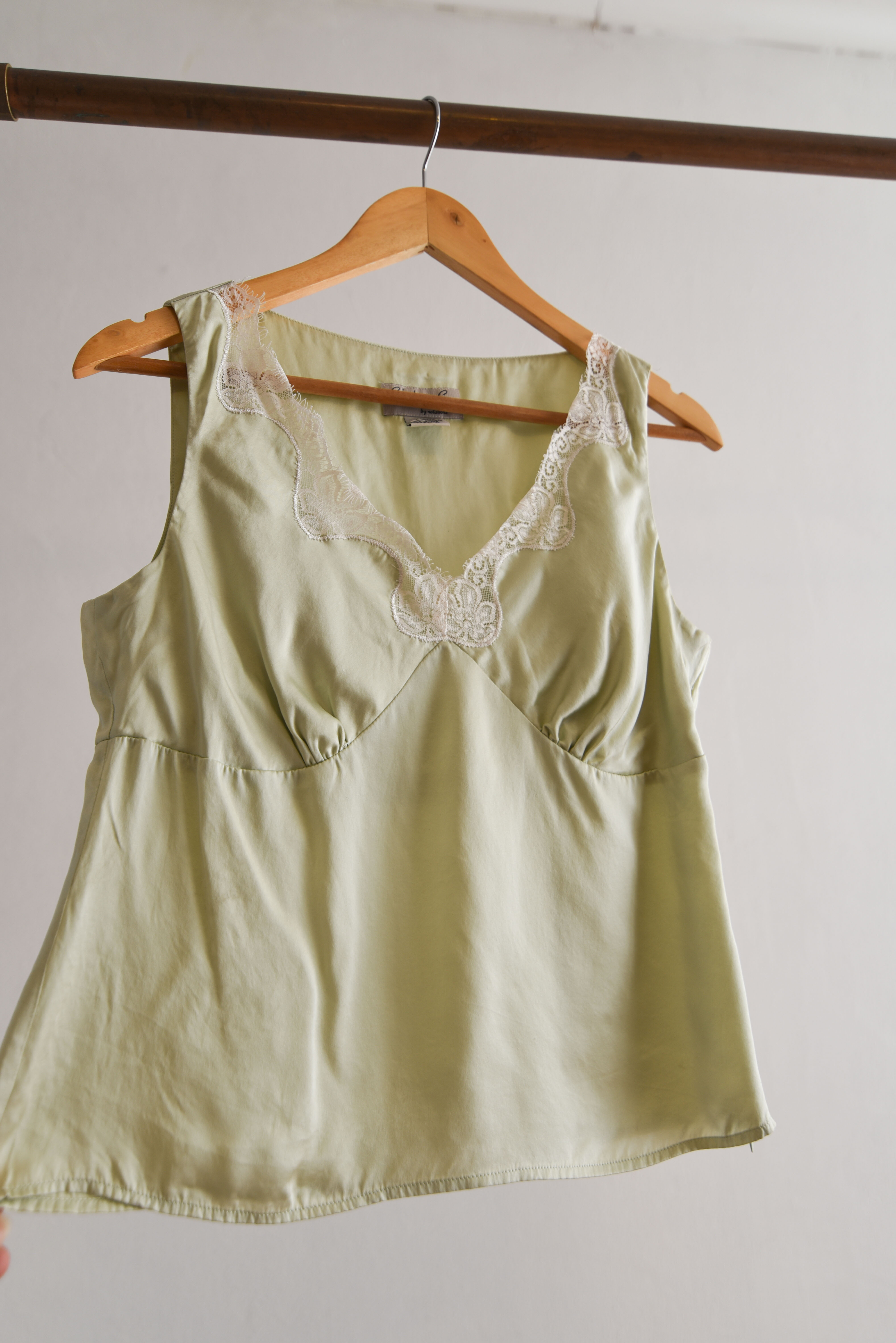 Top marfil seda y encaje