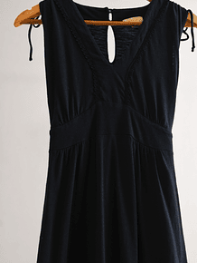 Vestido navy capas