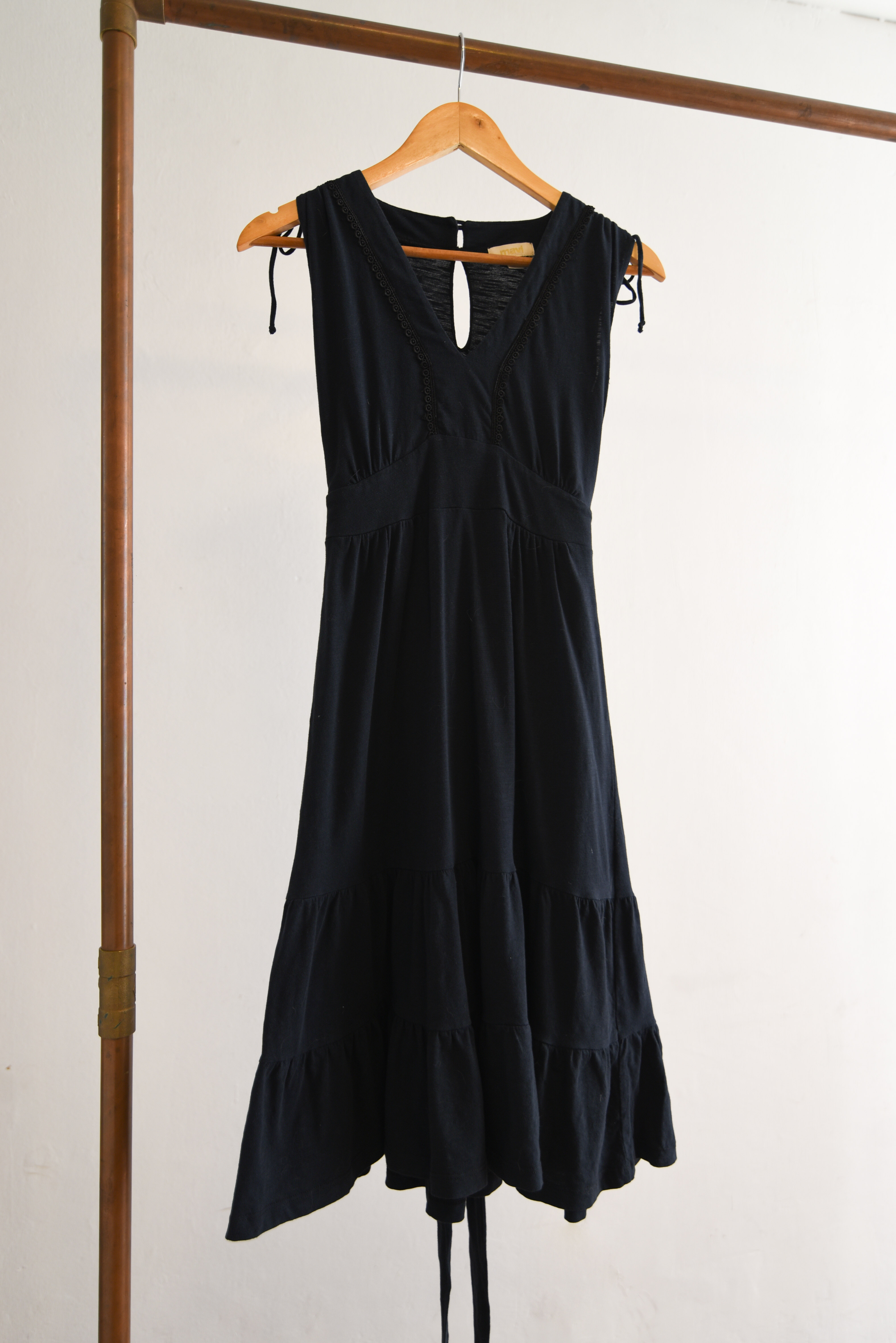 Vestido navy capas