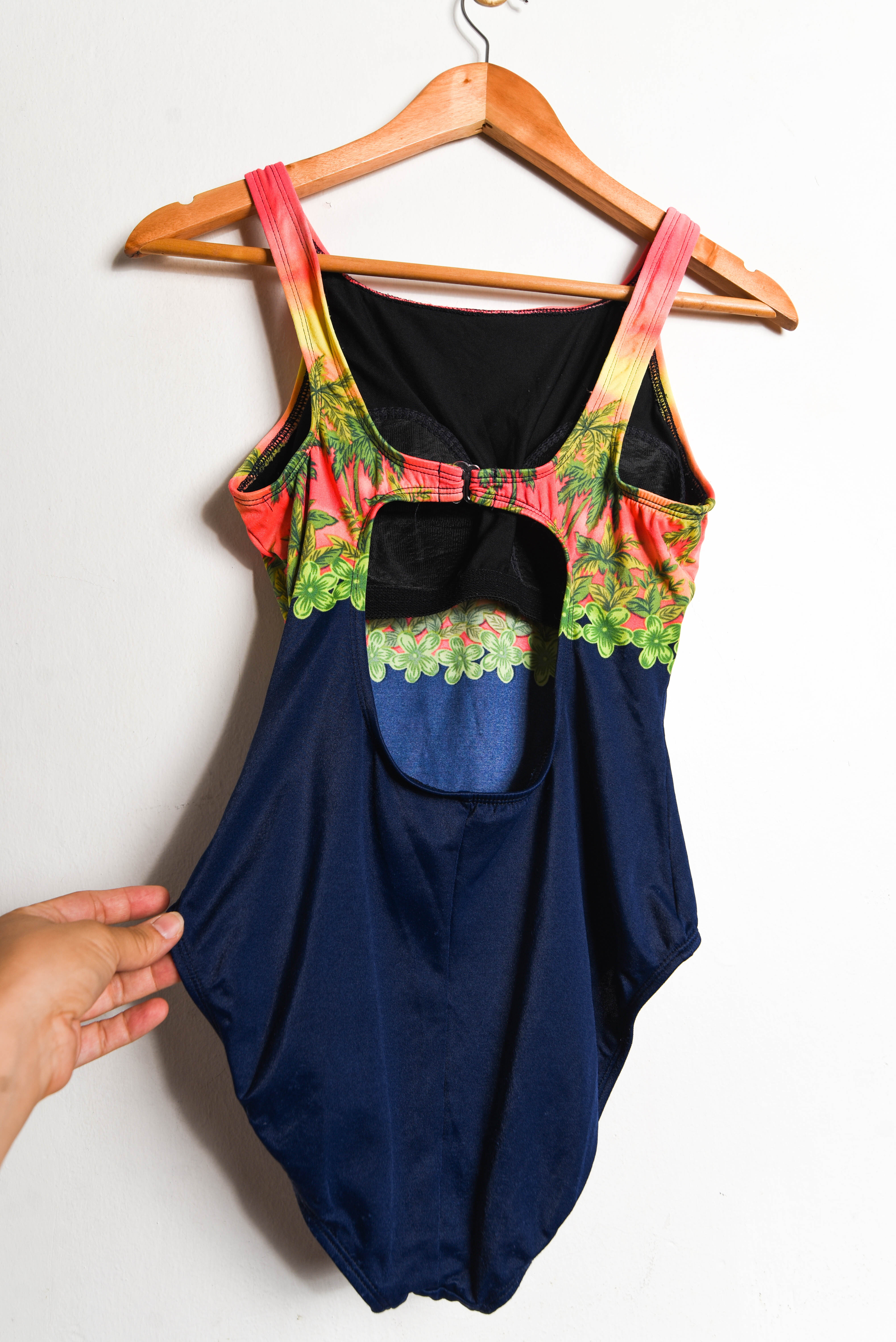 Traje de baño azul tropical vintage