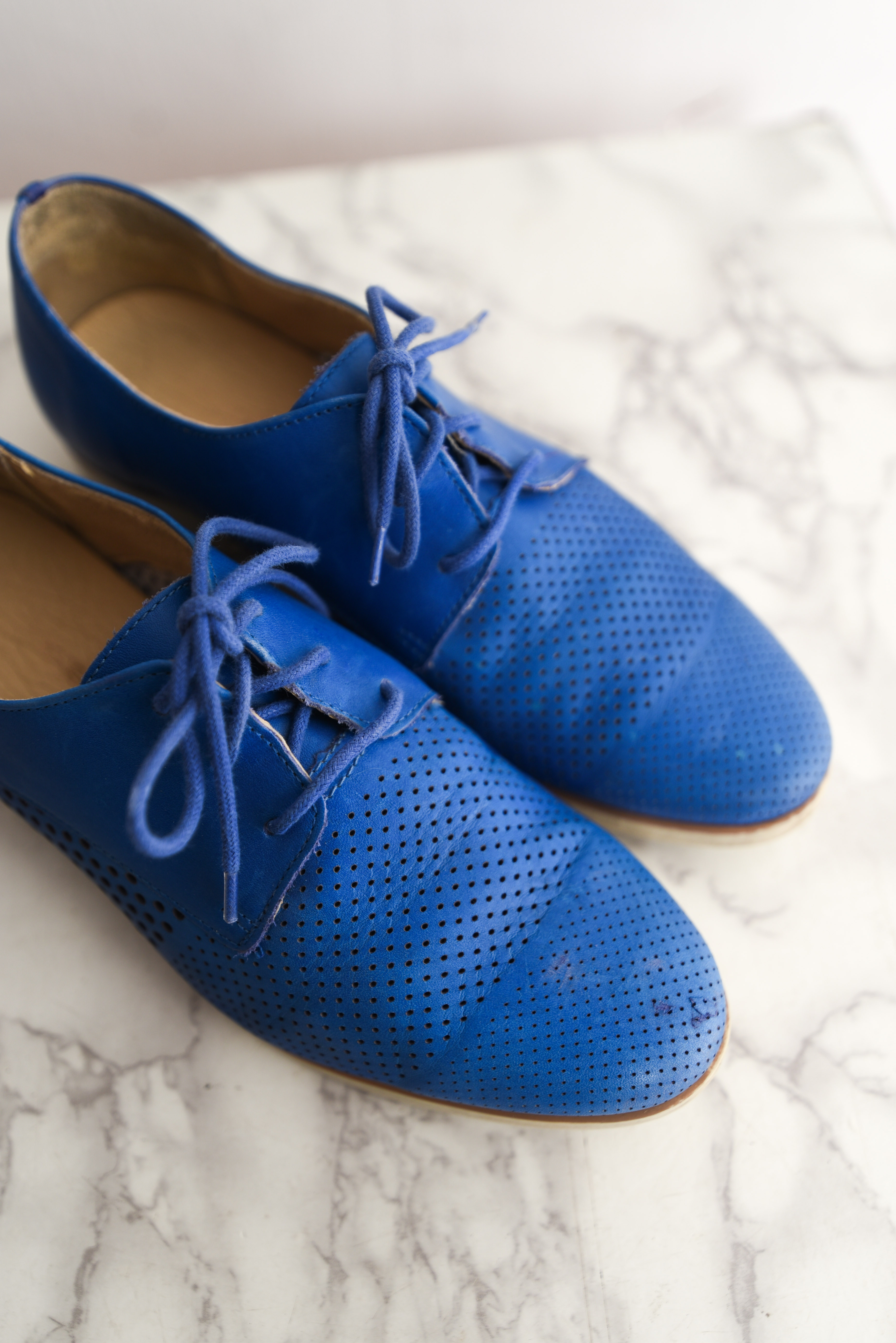 Zapatos cuero azulino