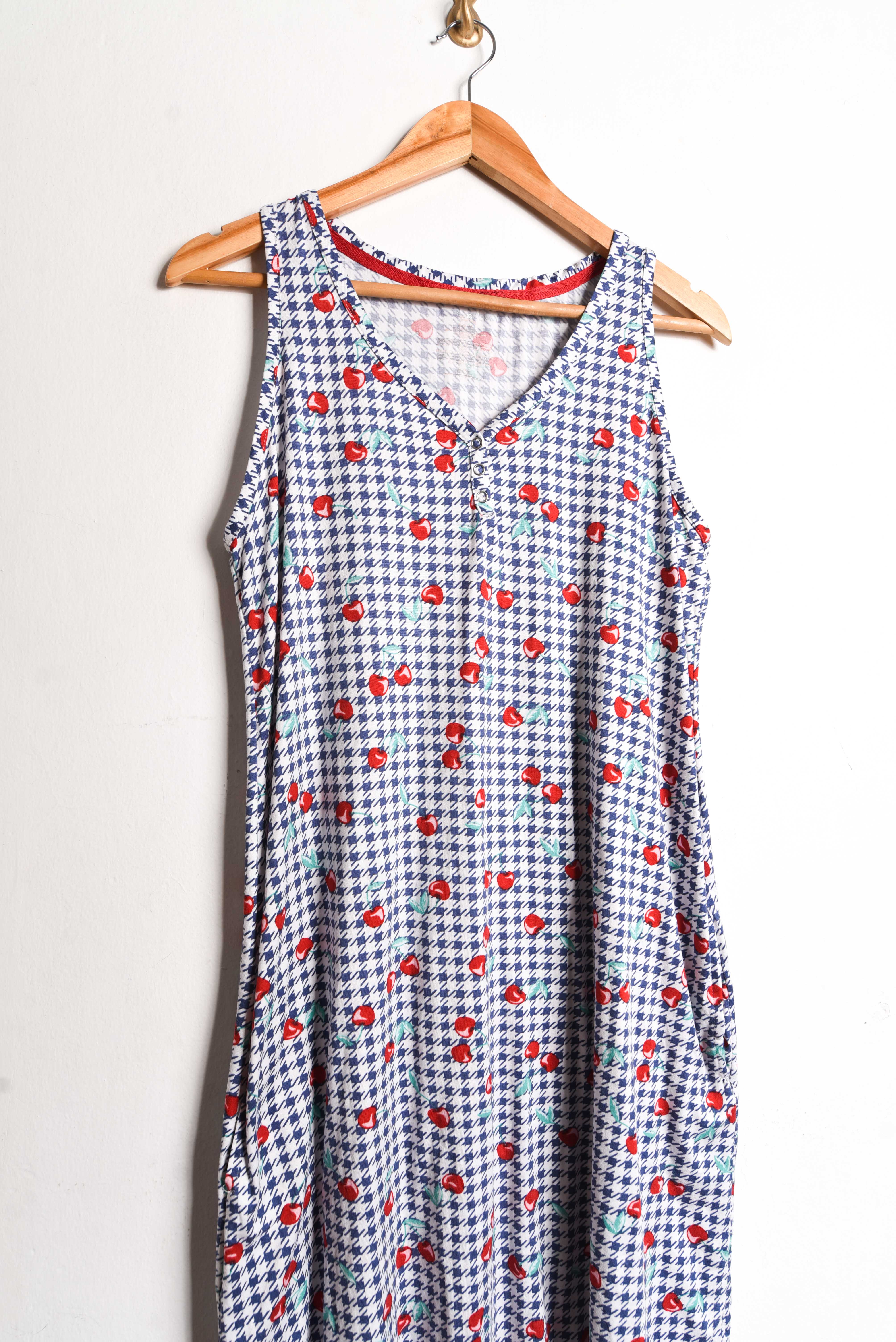 Vestido pata de gallo guindas