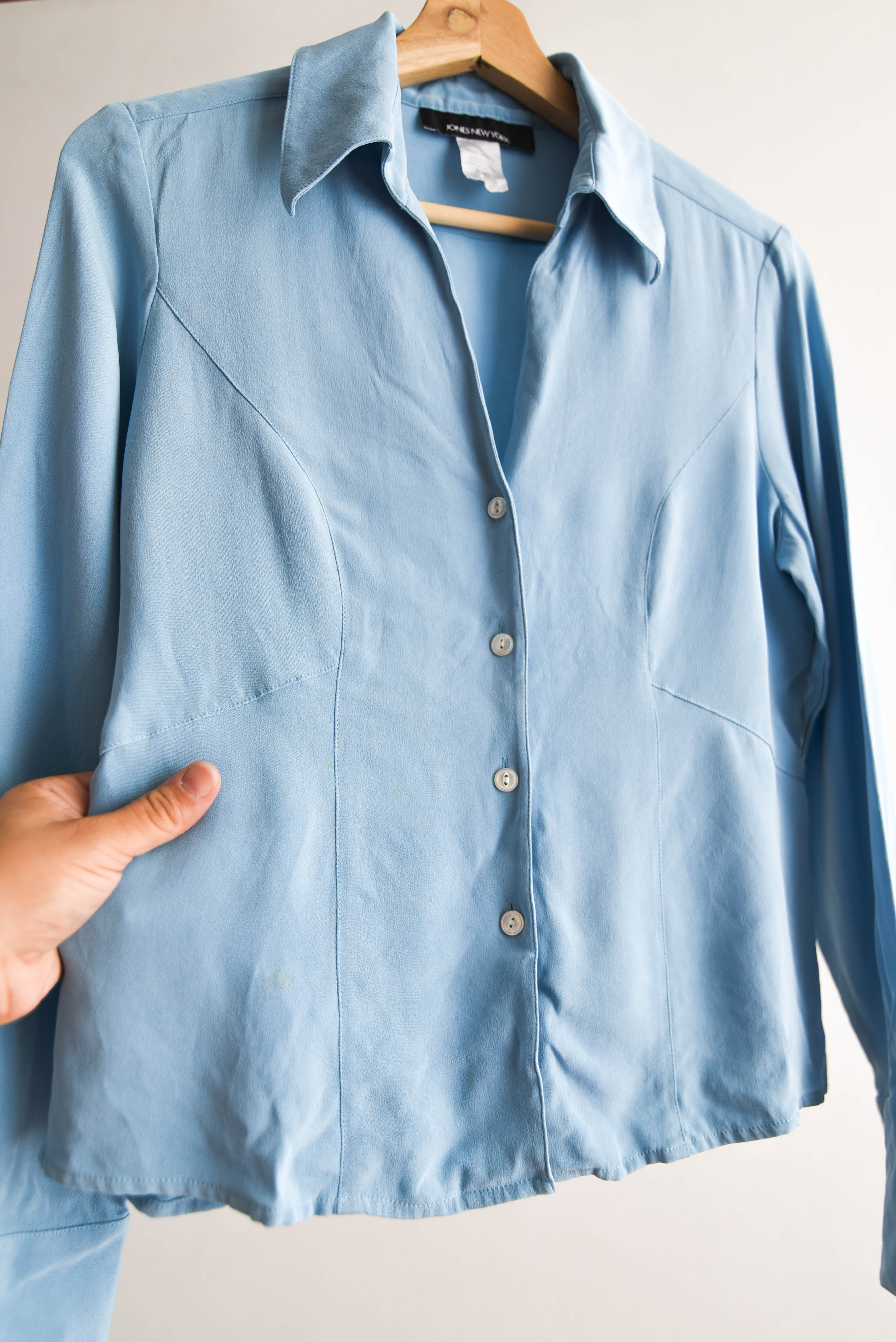 Blusa celeste pastel seda