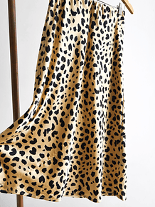 Maxi falda satín animal print