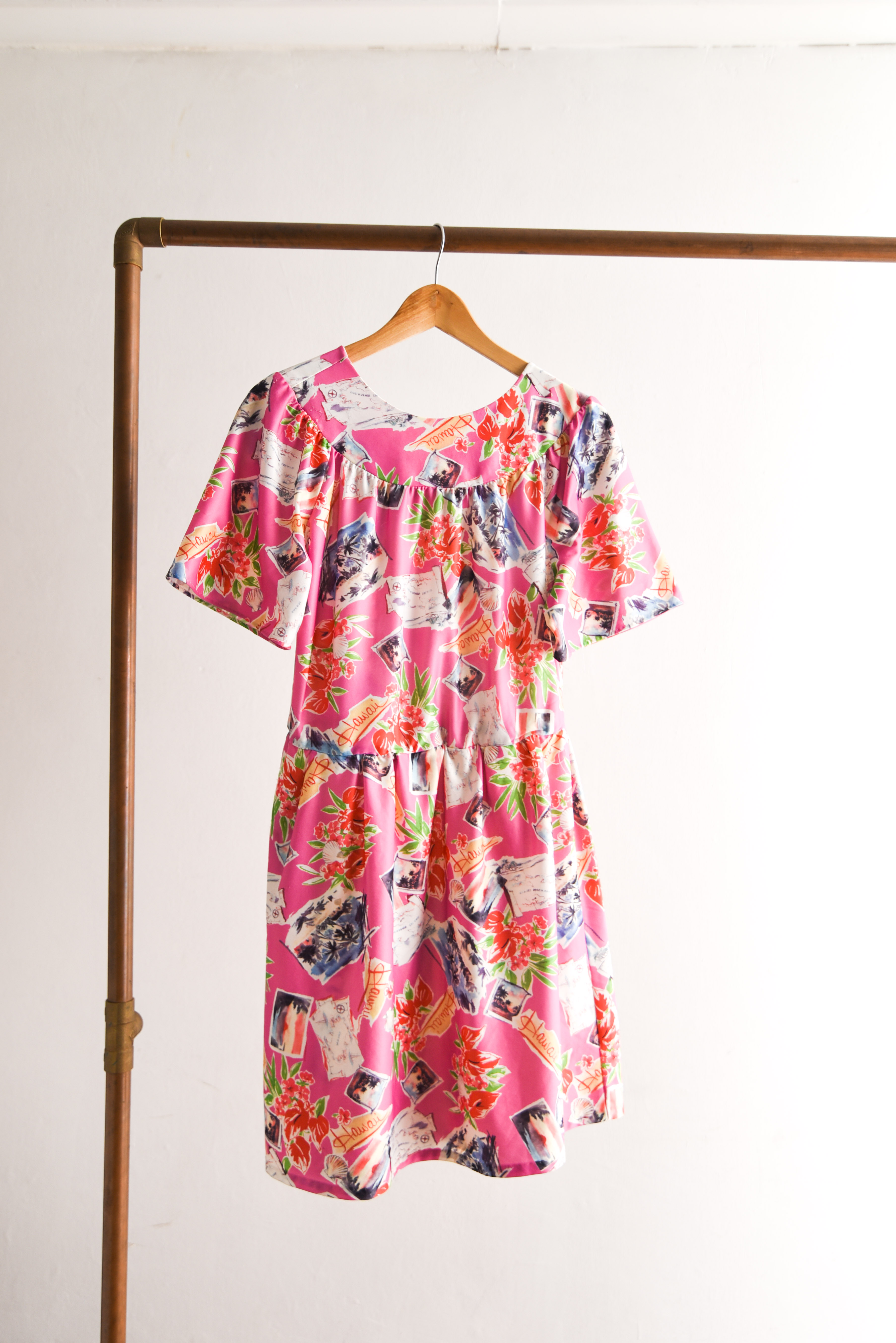 Vestido pink reworked vintage Hawaii