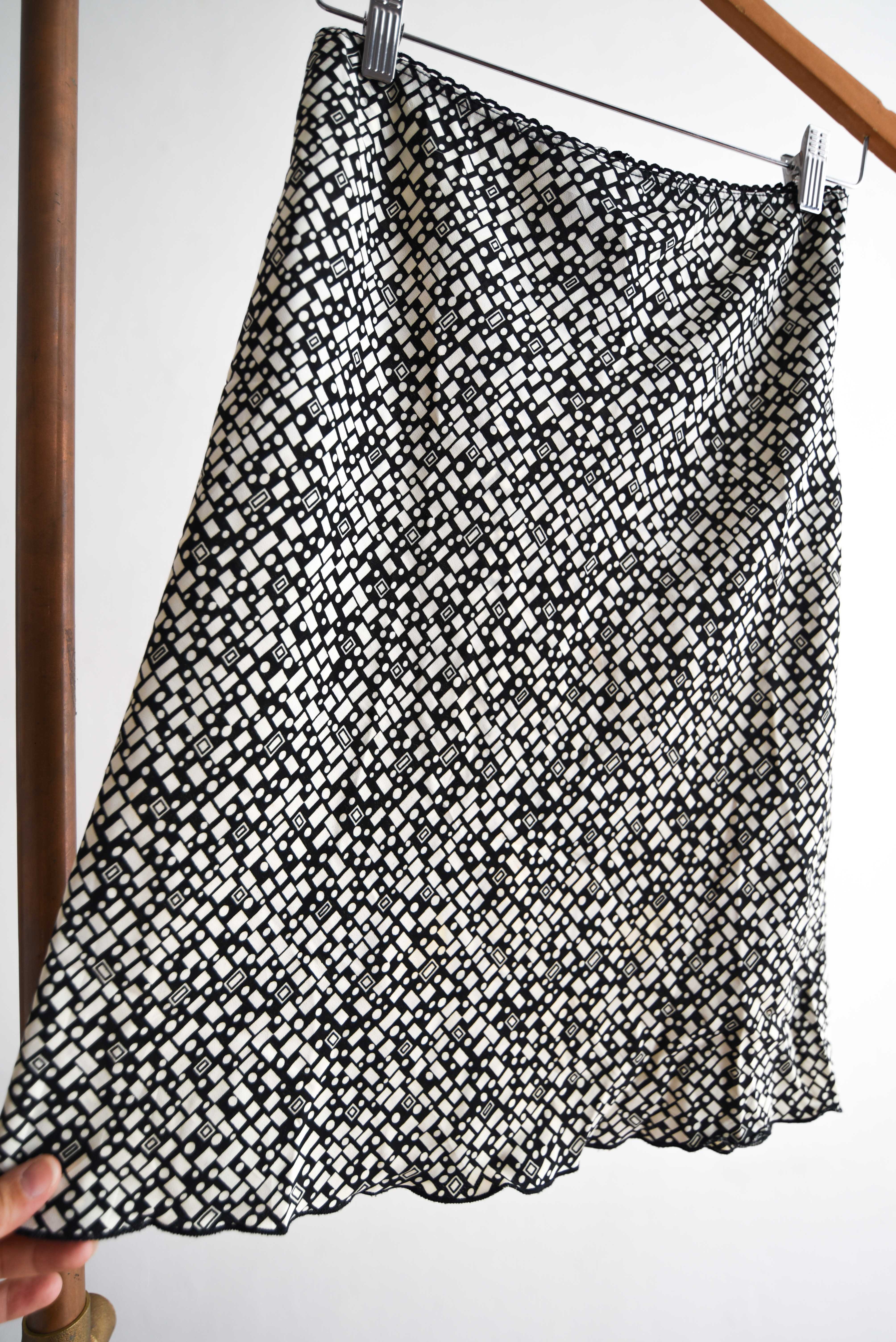 Falda 90s geométrica