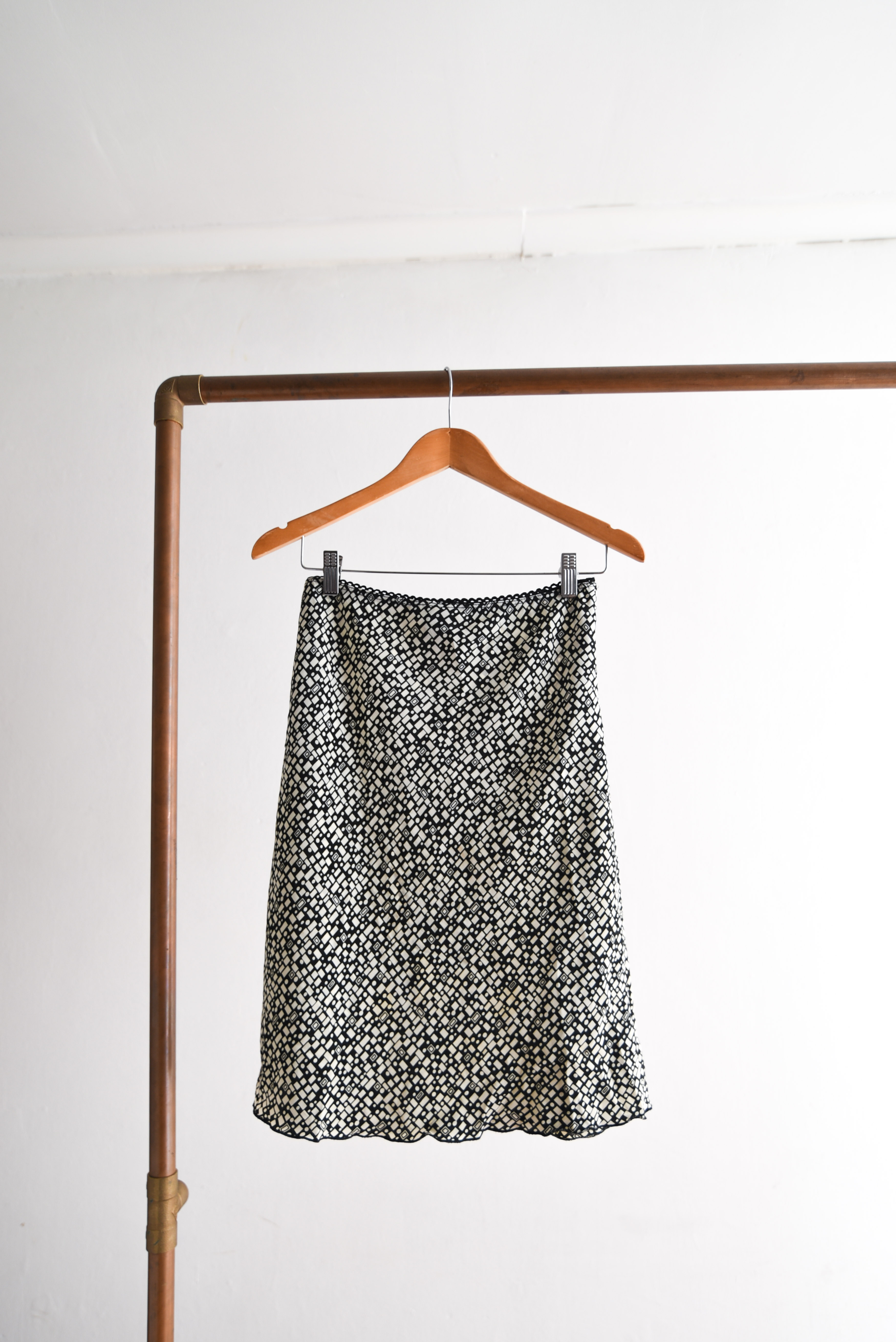 Falda 90s geométrica
