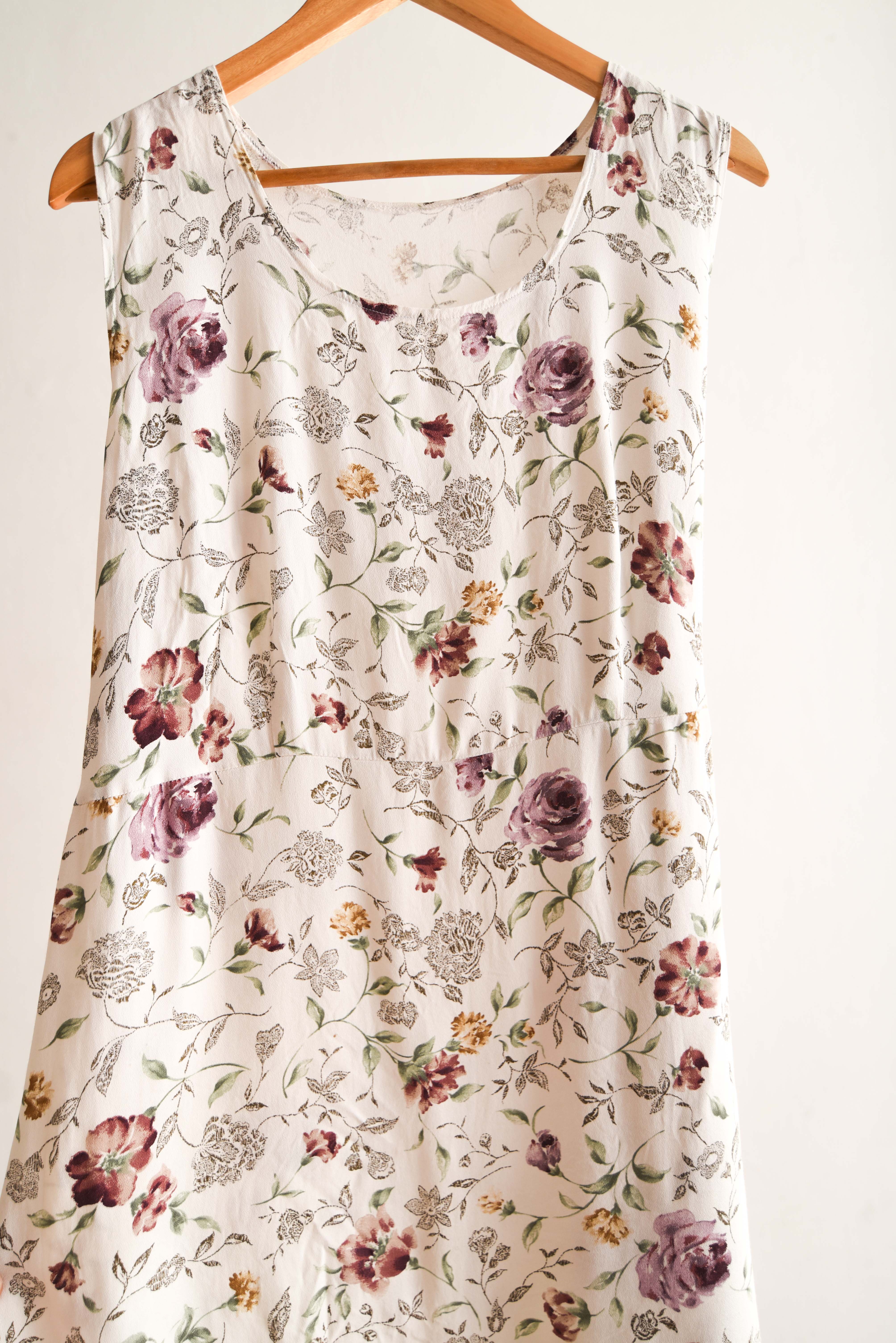 Vestido blanco romántrico floral